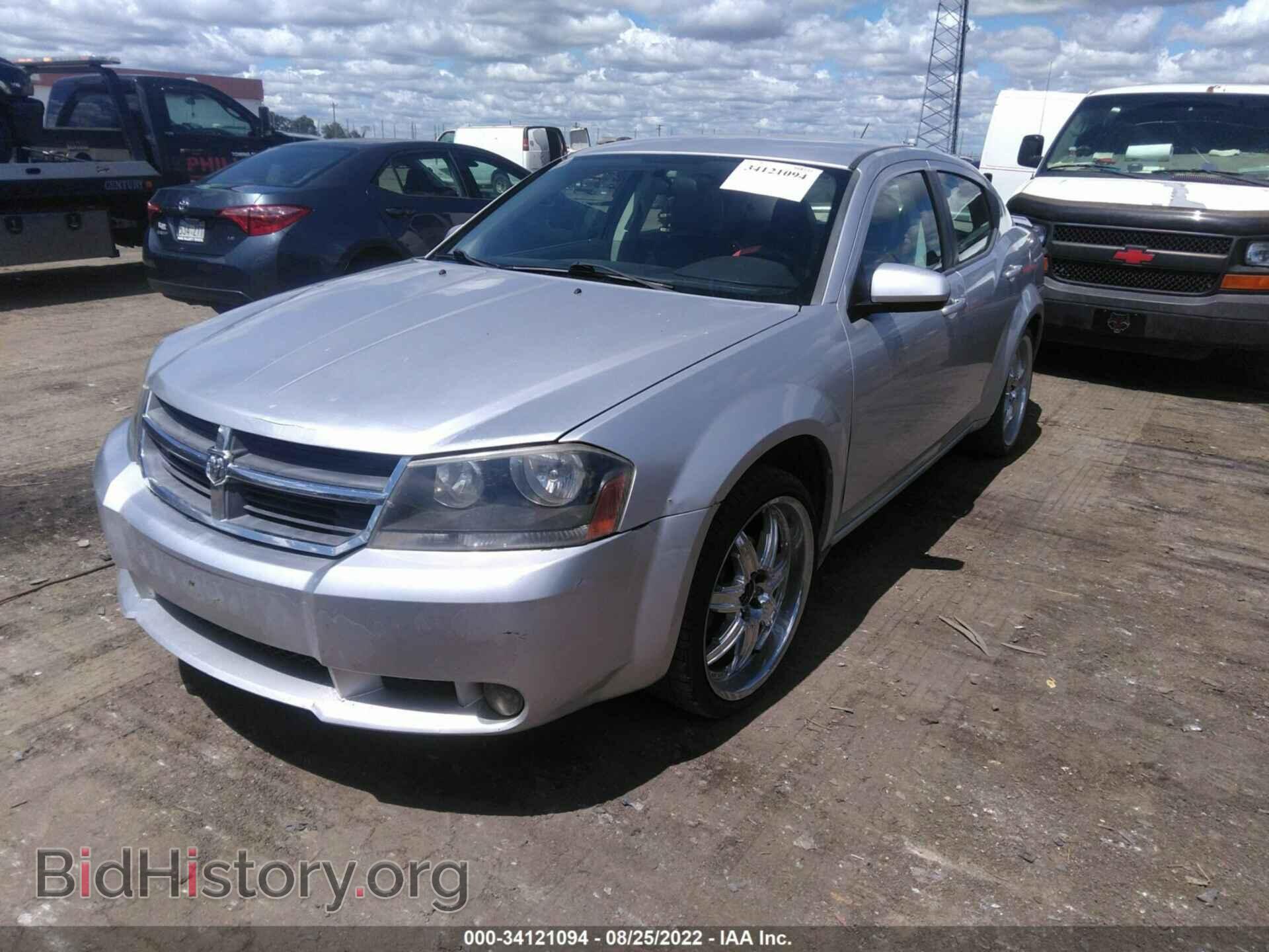 2010 DODGE AVENGER - VIN: 1B3CC5FB9AN210001 - Photo 2