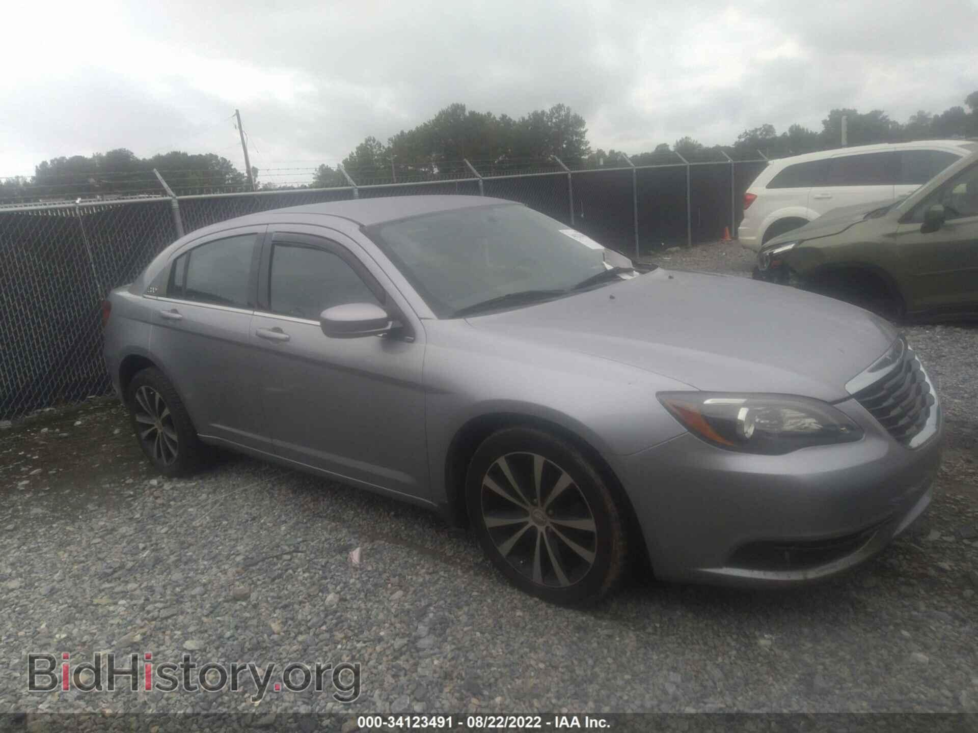 Photo 1C3CCBBBXDN699892 - CHRYSLER 200 2013