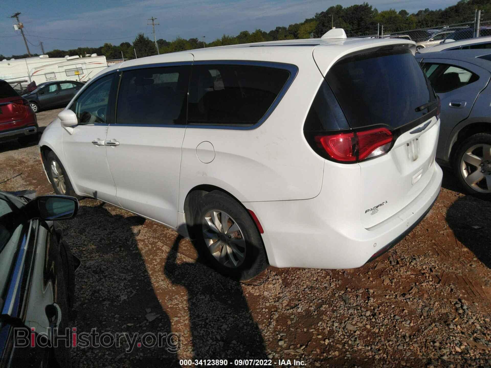 2018 CHRYSLER PACIFICA - VIN: 2C4RC1FG8JR100539 - Photo 3