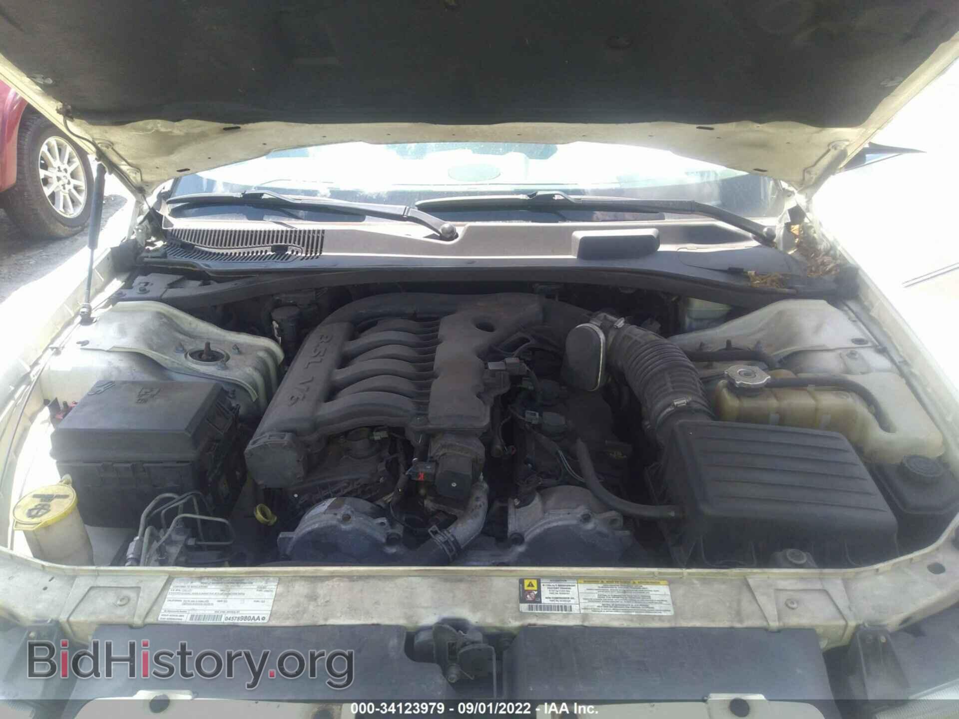 2008 CHRYSLER 300 - VIN: 2C3LA53G18H224809 - Фото 10