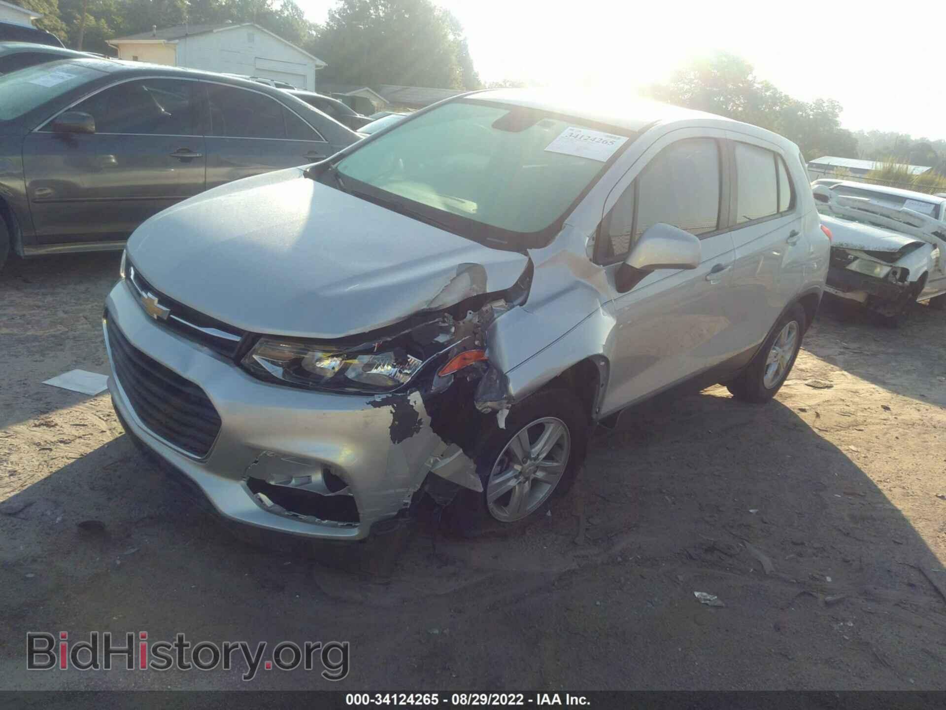 2019 CHEVROLET TRAX - VIN: 3GNCJKSB6KL388563 - Фото 2