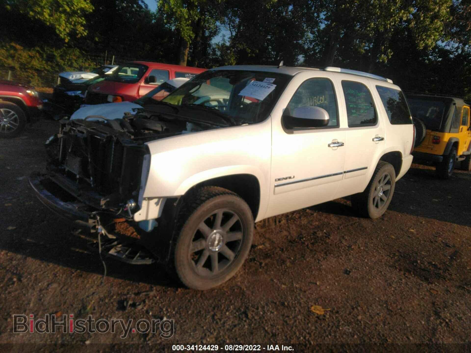 2013 GMC YUKON - VIN: 1GKS2EEF9DR127574 - Фото 2