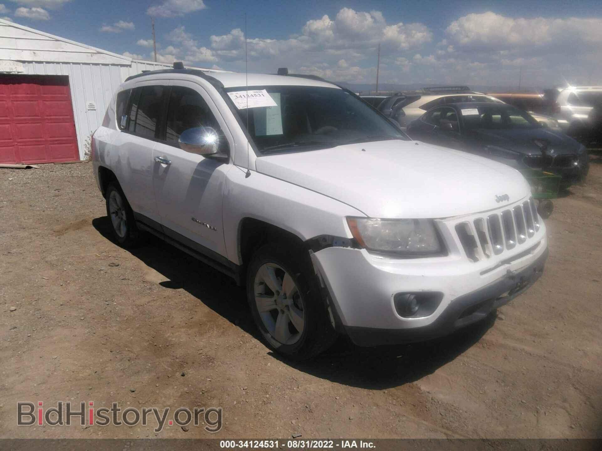 Photo 1J4NF1FB2BD280190 - JEEP COMPASS 2011