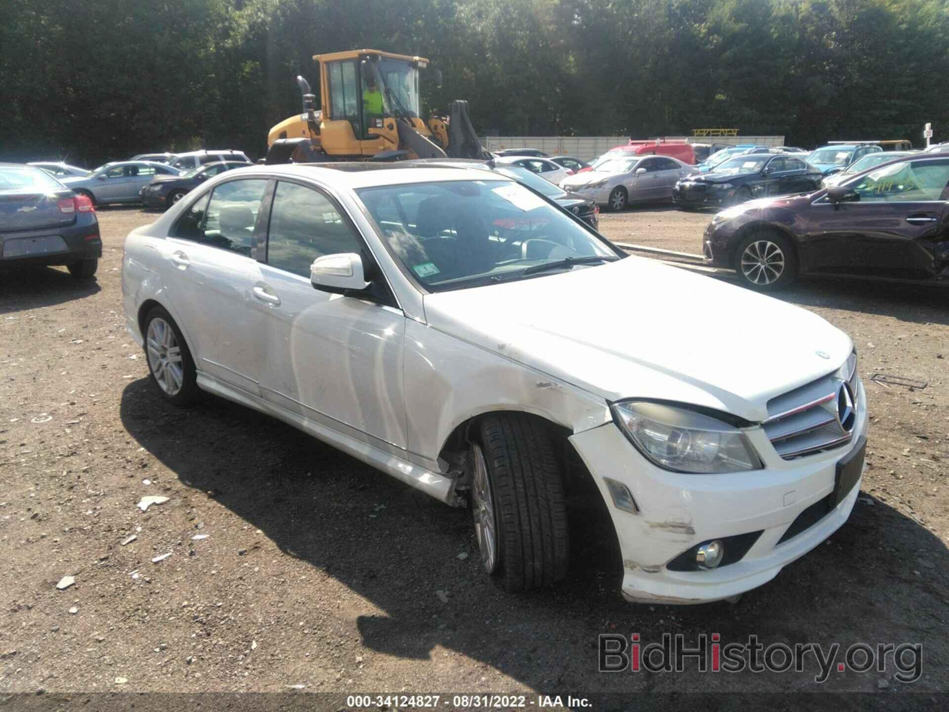 Photo WDDGF81X49F210057 - MERCEDES-BENZ C-CLASS 2009