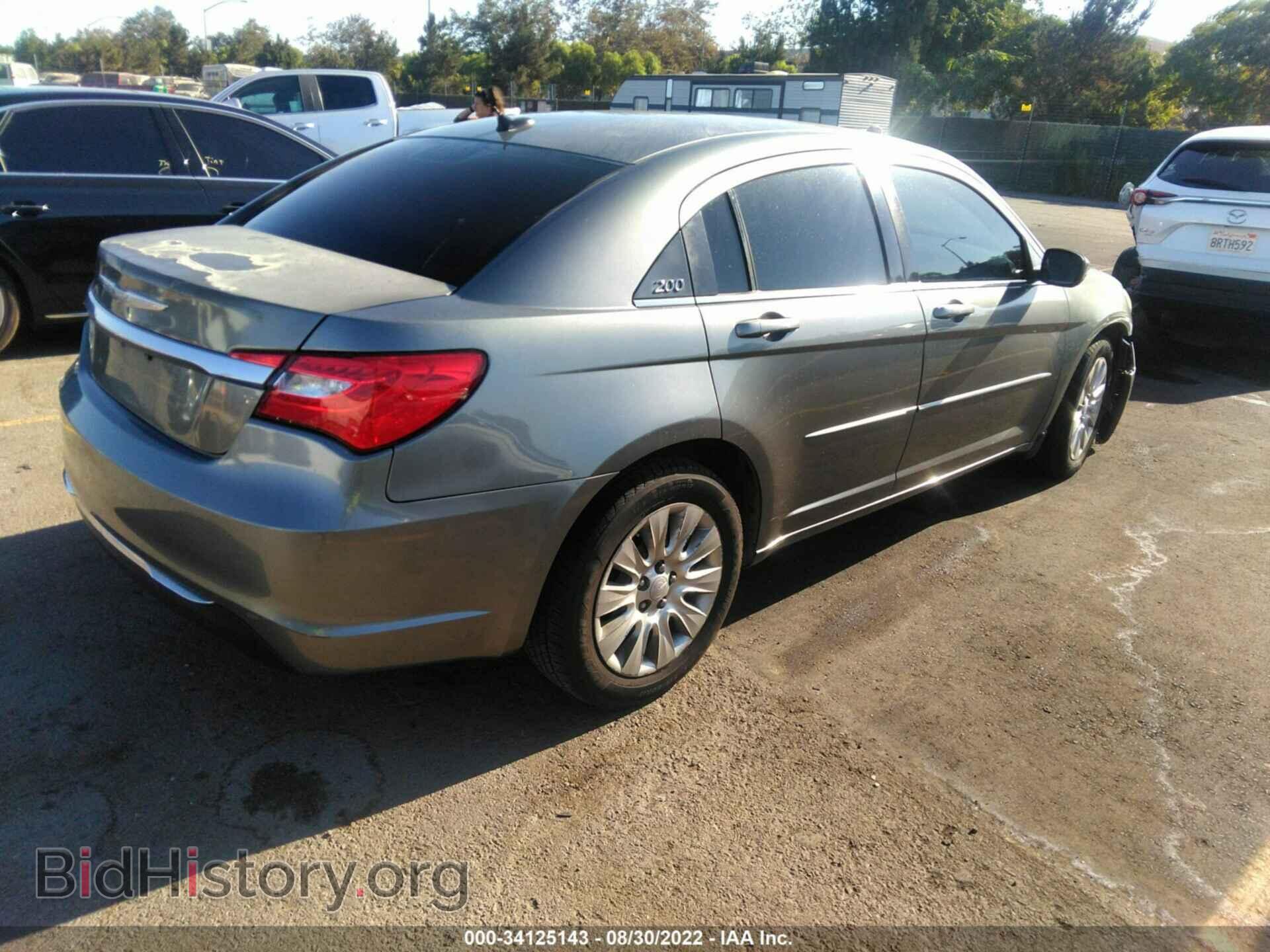 2012 CHRYSLER 200 - VIN: 1C3CCBAB7CN191797 - Фото 4