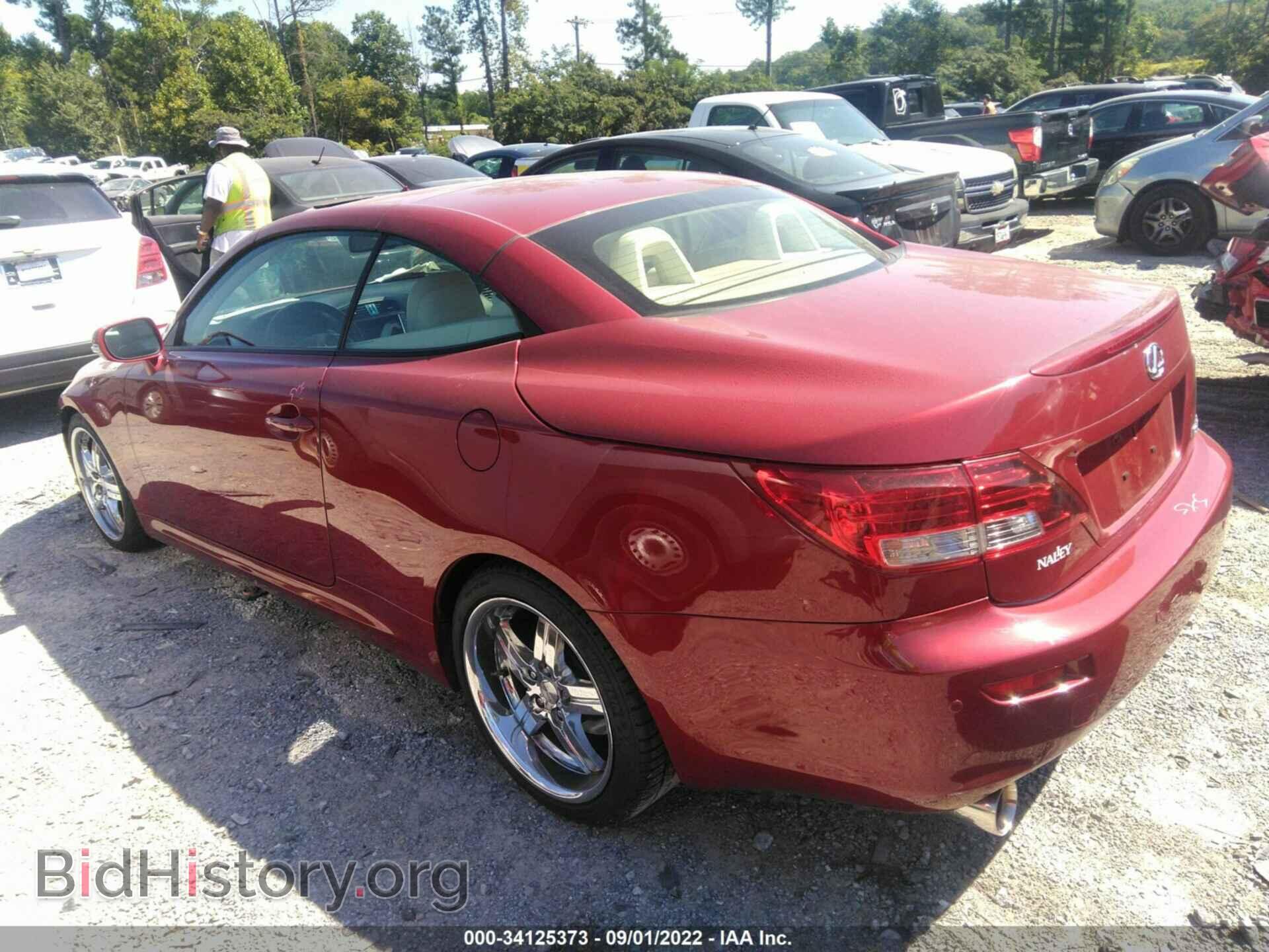 2011 LEXUS IS 350C - VIN: JTHFE2C29B2506632 - Photo 3