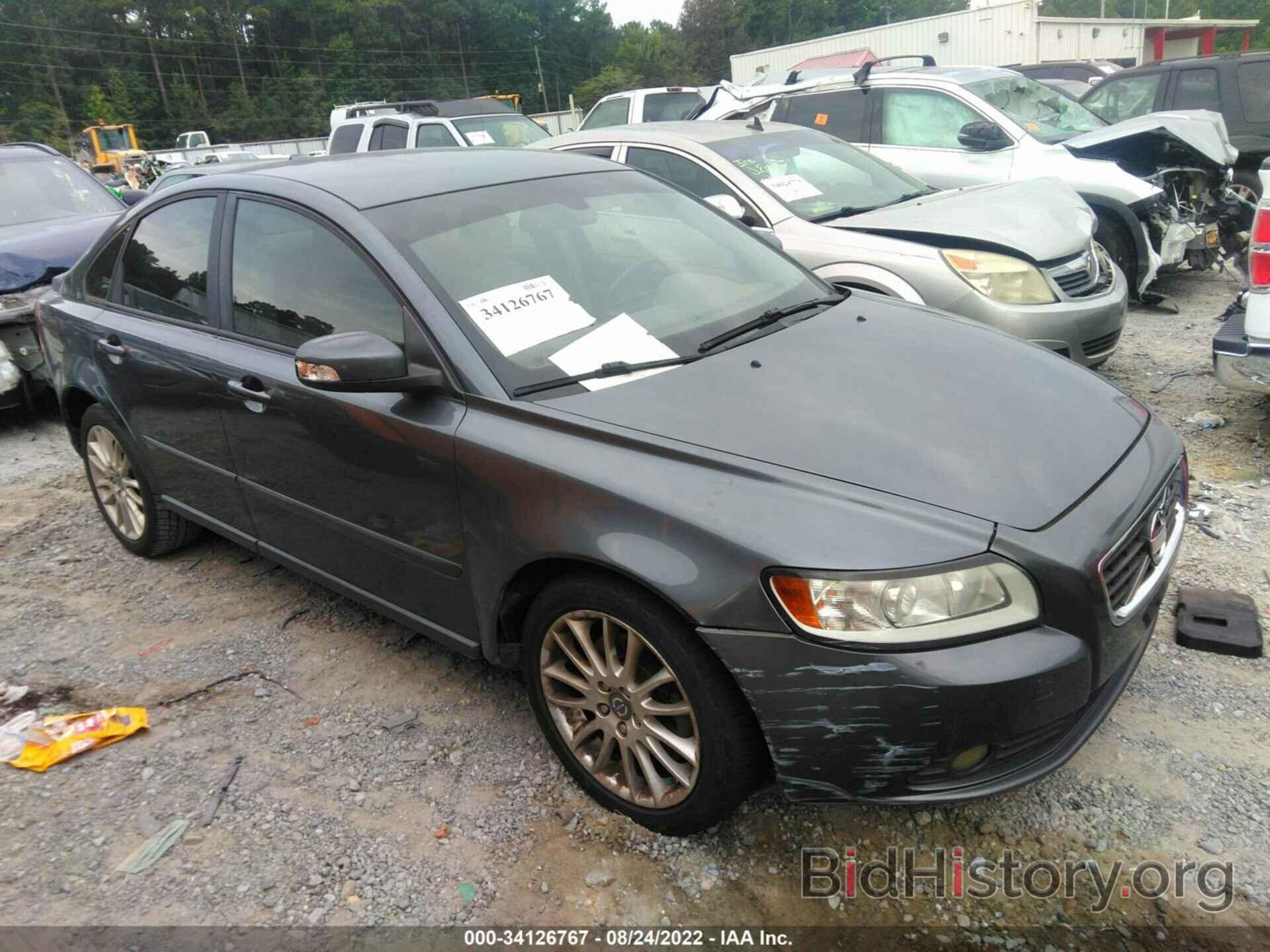 Photo YV1672MS1B2550015 - VOLVO S40 2011