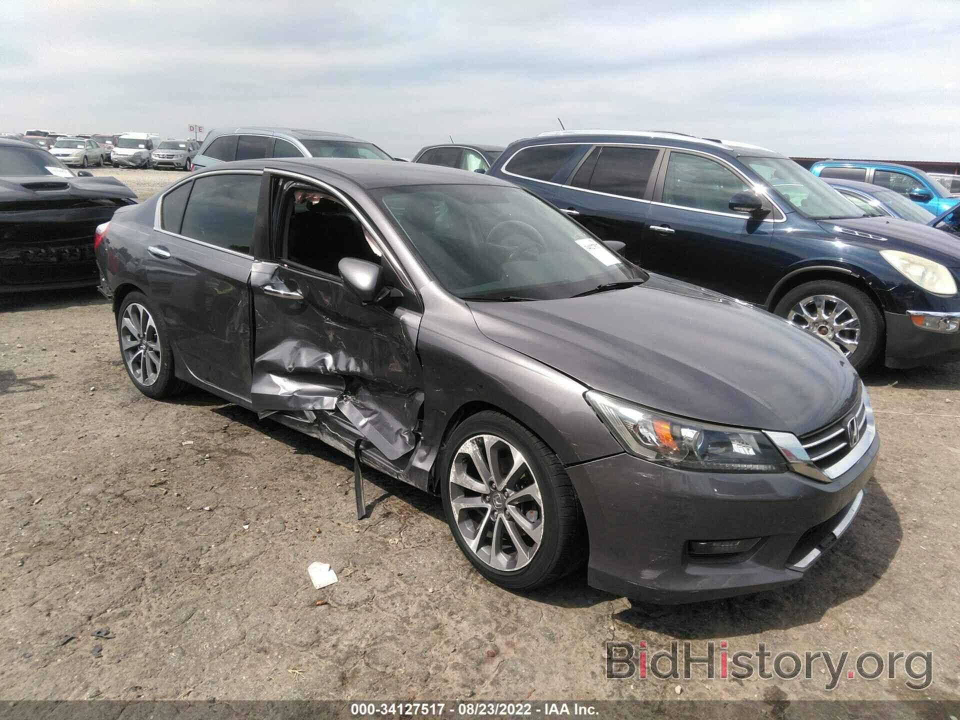 Photo 1HGCR2F55FA148070 - HONDA ACCORD SEDAN 2015