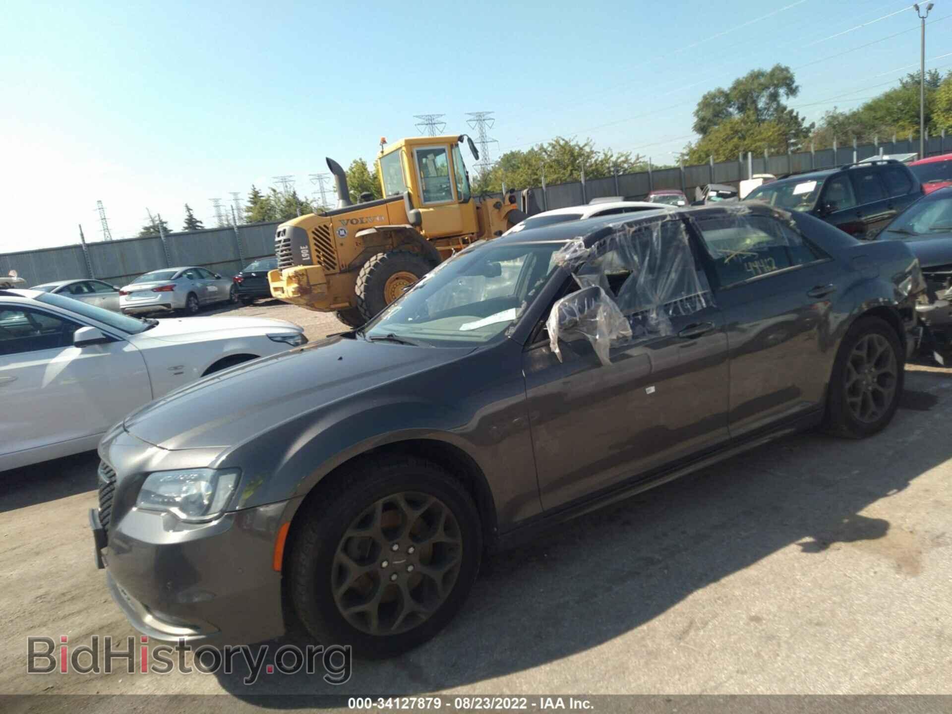 2016 CHRYSLER 300 - VIN: 2C3CCAGG1GH282821 - Фото 2