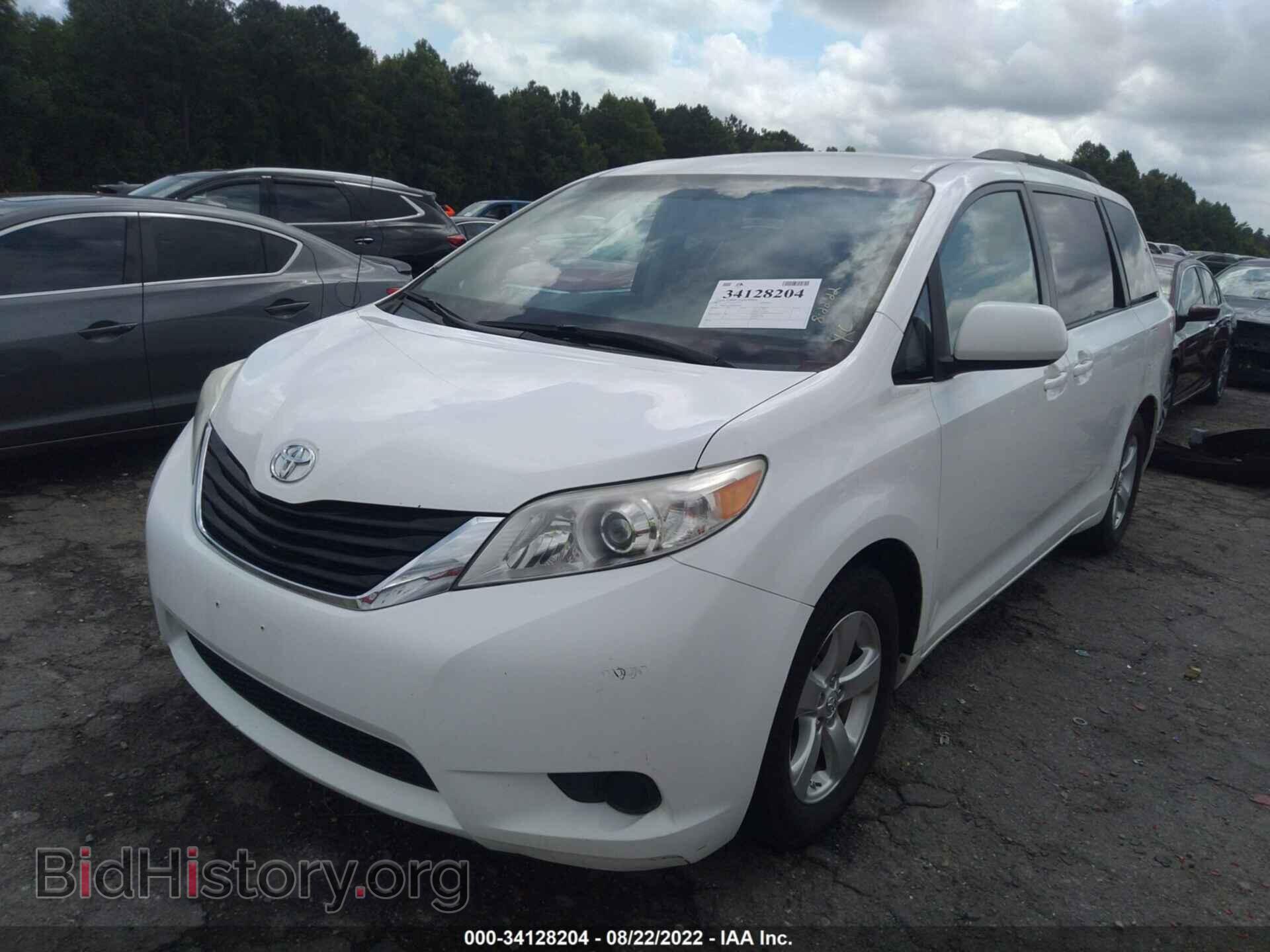 2013 TOYOTA SIENNA - VIN: 5TDKK3DC8DS314149 - Фото 2
