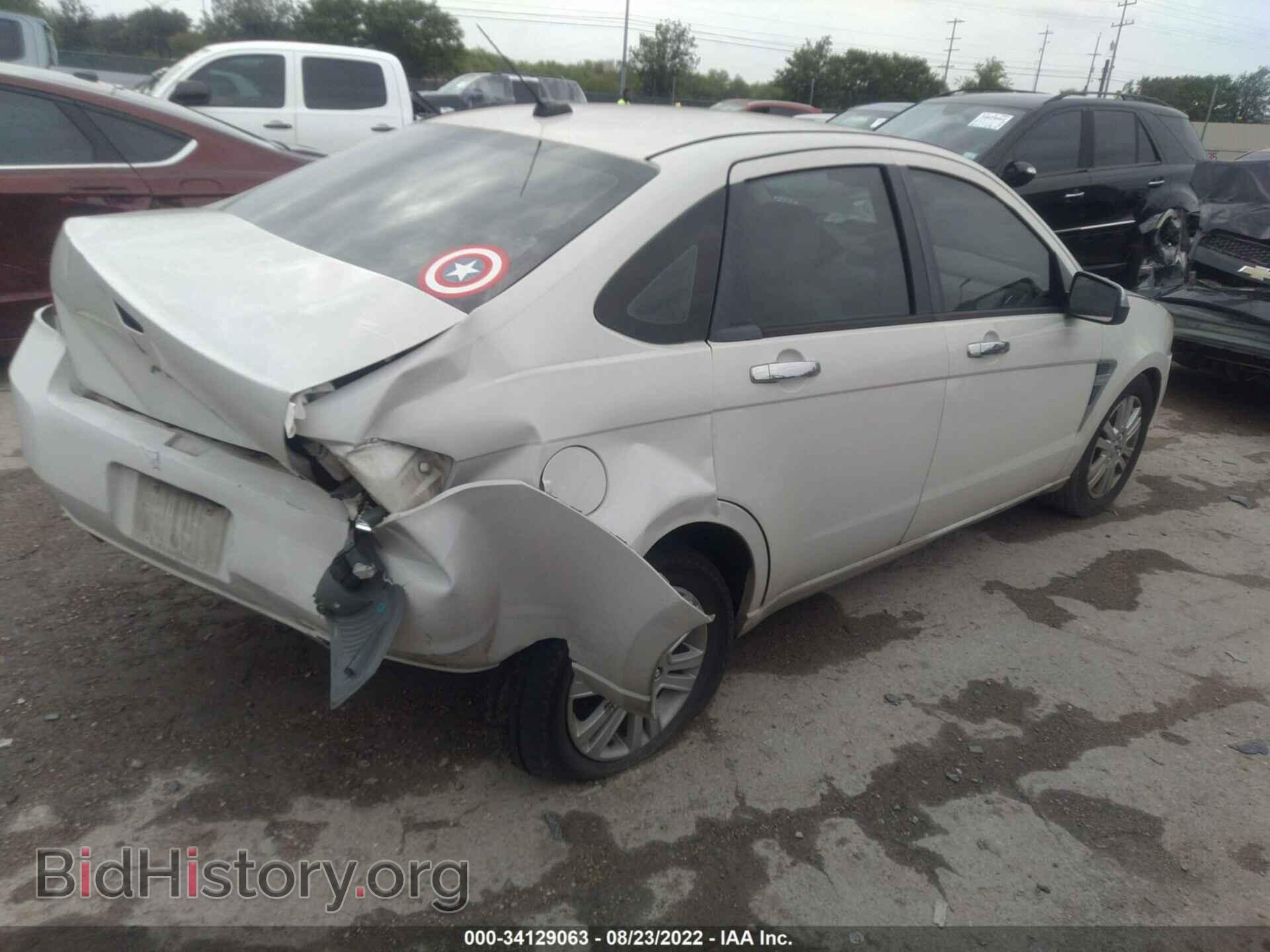 2009 FORD FOCUS - VIN: 1FAHP37N39W111532 - Photo 4