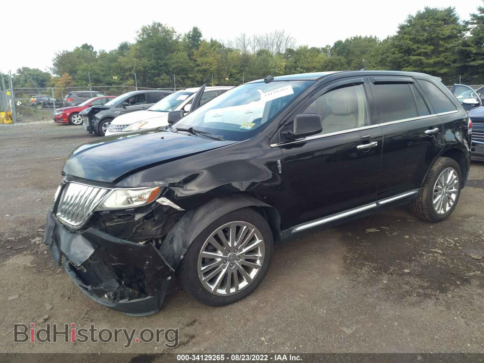 2011 LINCOLN MKX - VIN: 2LMDJ8JK8BBJ11099 - Photo 2