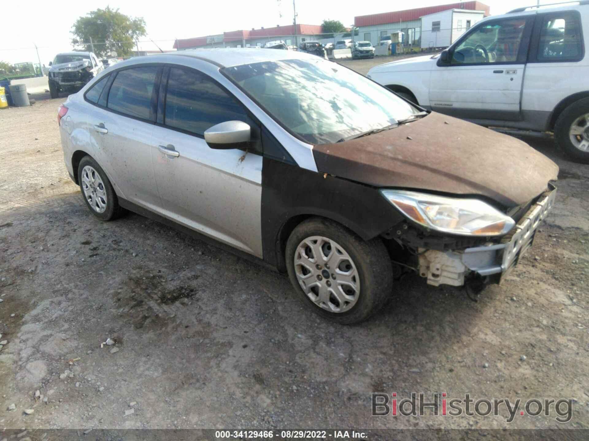 Фотография 1FAHP3F27CL372680 - FORD FOCUS 2012