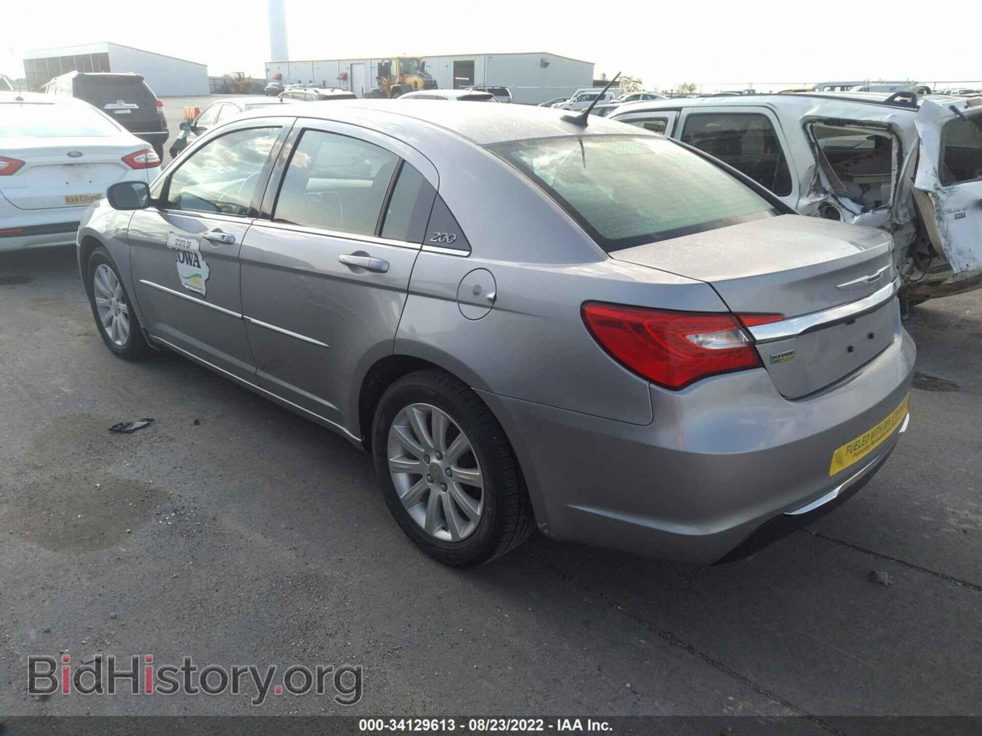 2013 CHRYSLER 200 - VIN: 1C3CCBBG4DN711174 - Photo 3