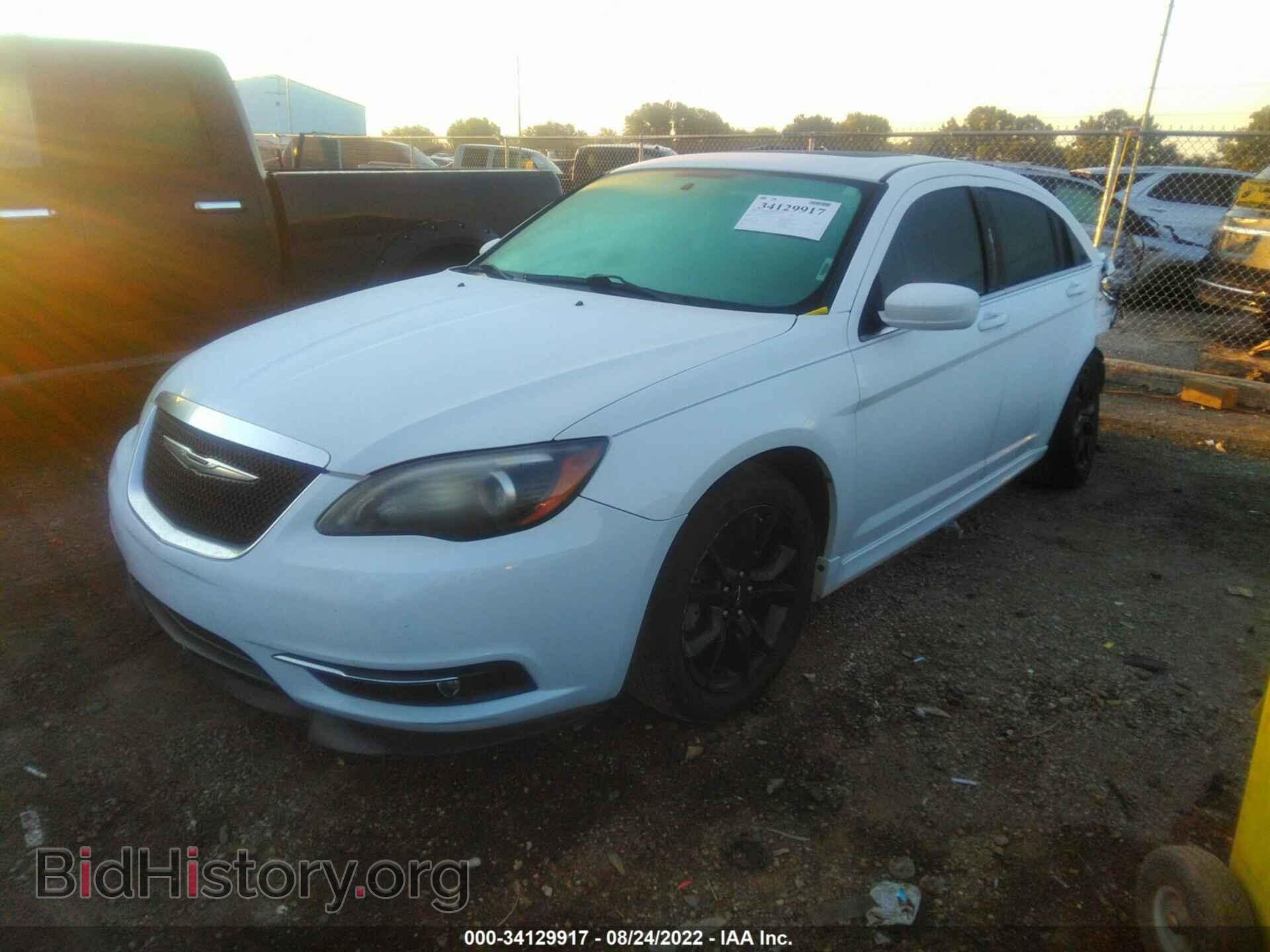 2014 CHRYSLER 200 - VIN: 1C3CCBCG4EN164889 - Фото 2