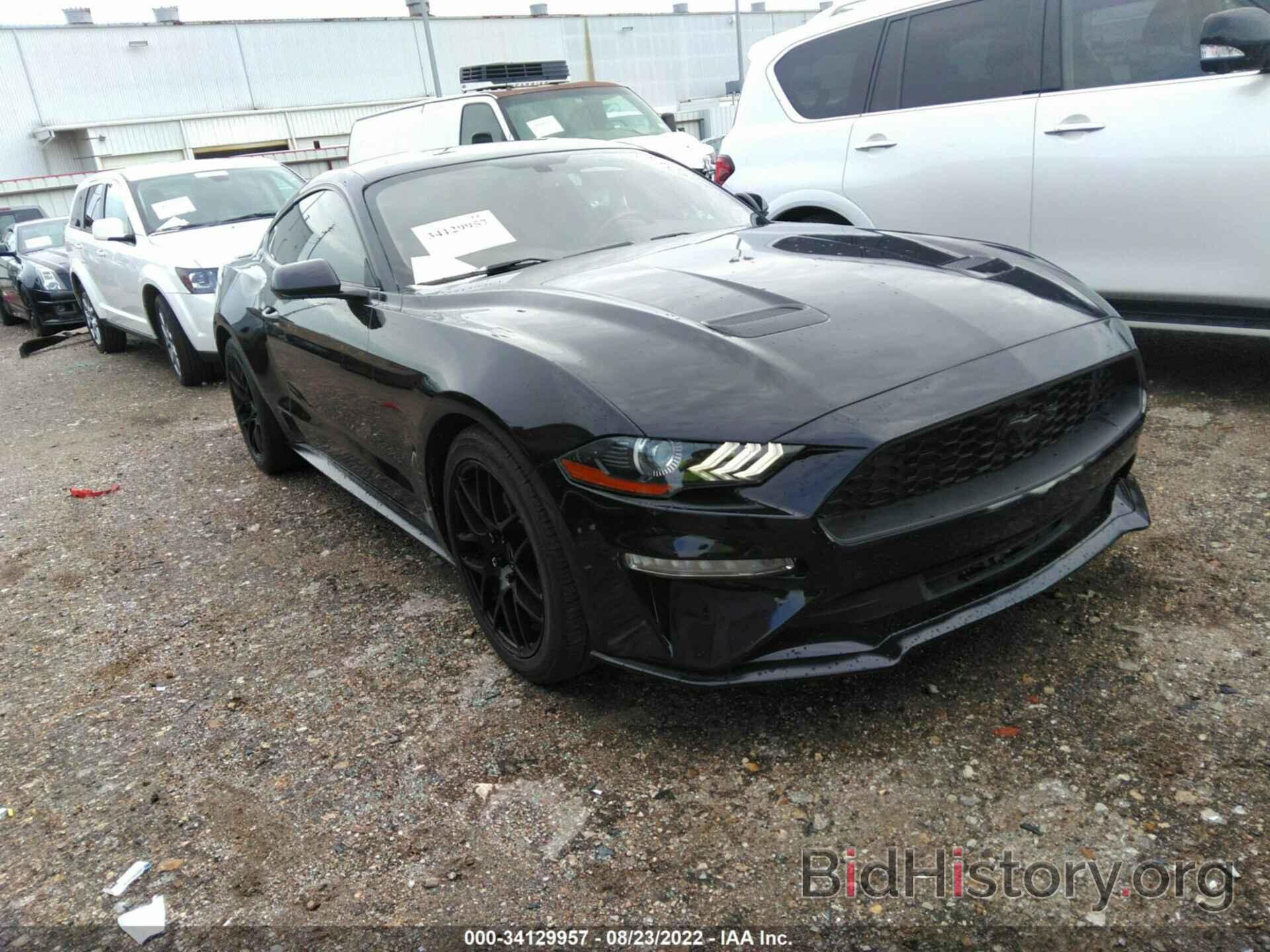 Photo 1FA6P8TH7J5165611 - FORD MUSTANG 2018
