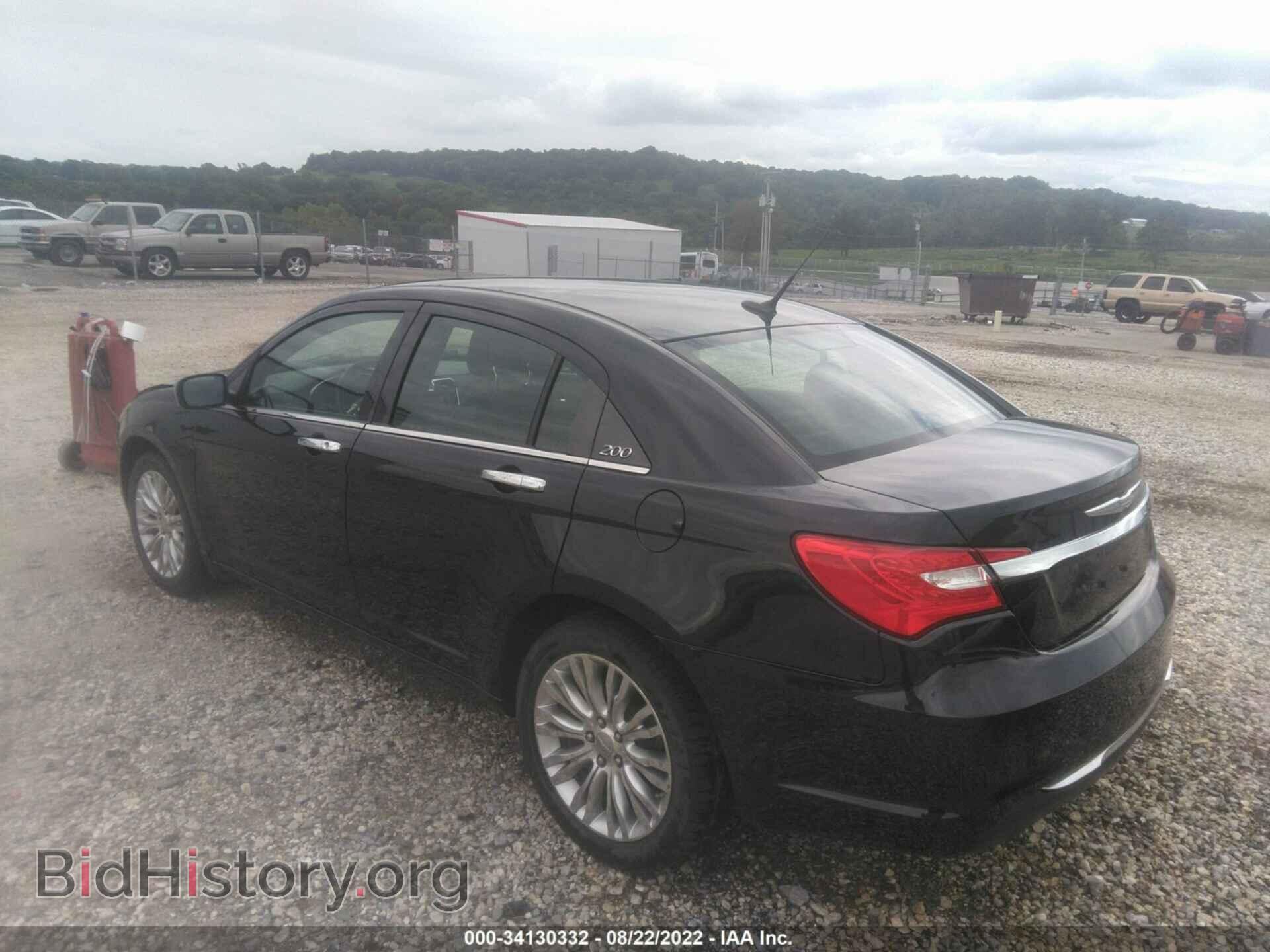 2011 CHRYSLER 200 - VIN: 1C3BC2FG1BN517611 - Фото 3