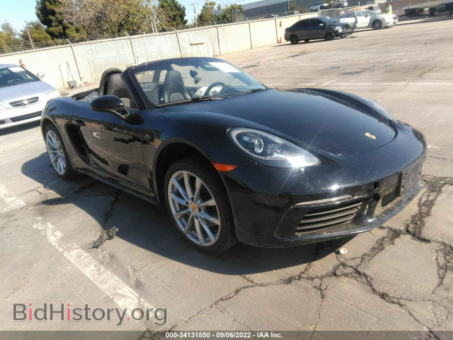Photo WP0CA2A81JS210736 - PORSCHE 718 BOXSTER 2018