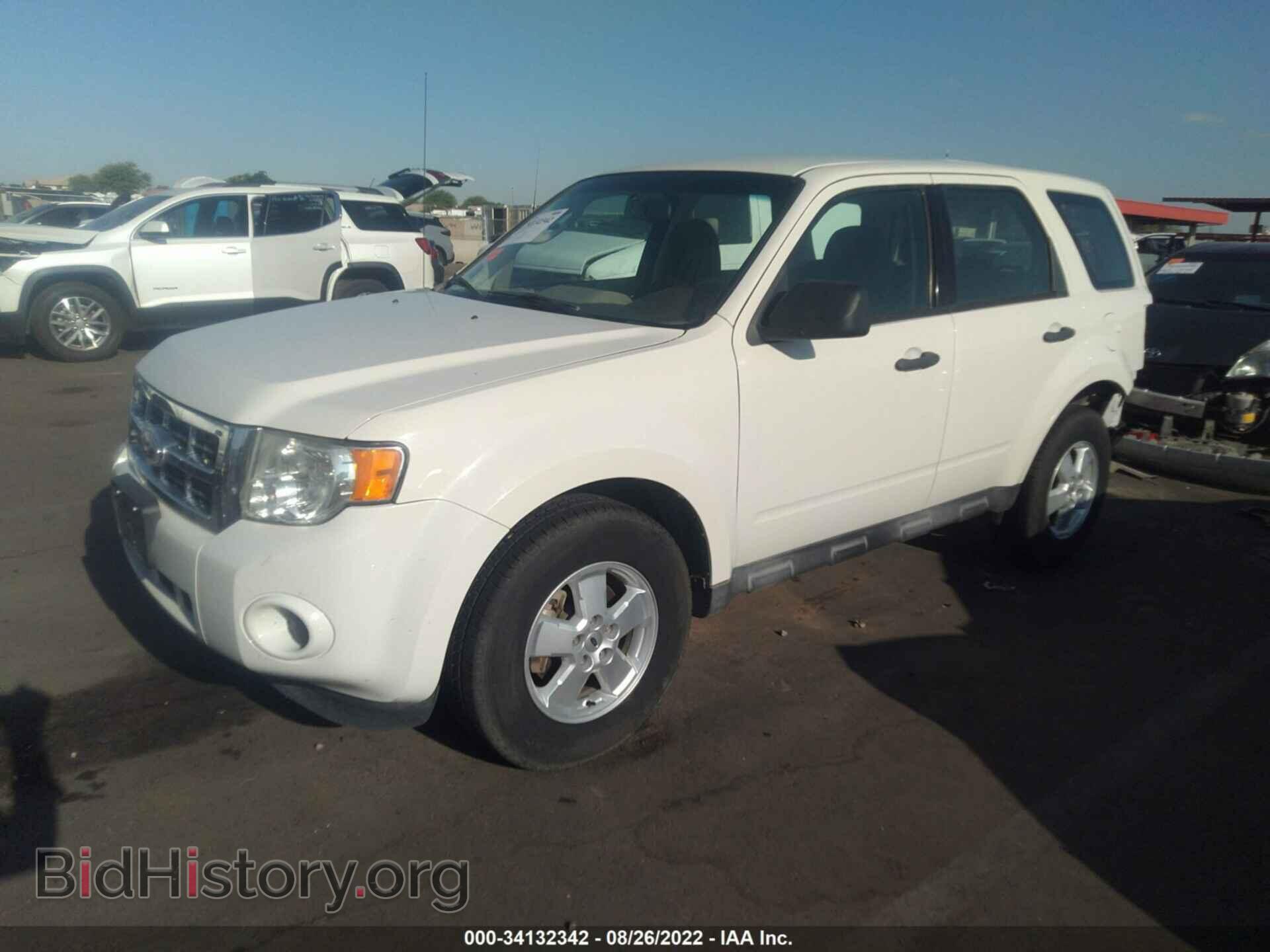 2012 FORD ESCAPE - VIN: 1FMCU0C74CKC82500 - Фото 2