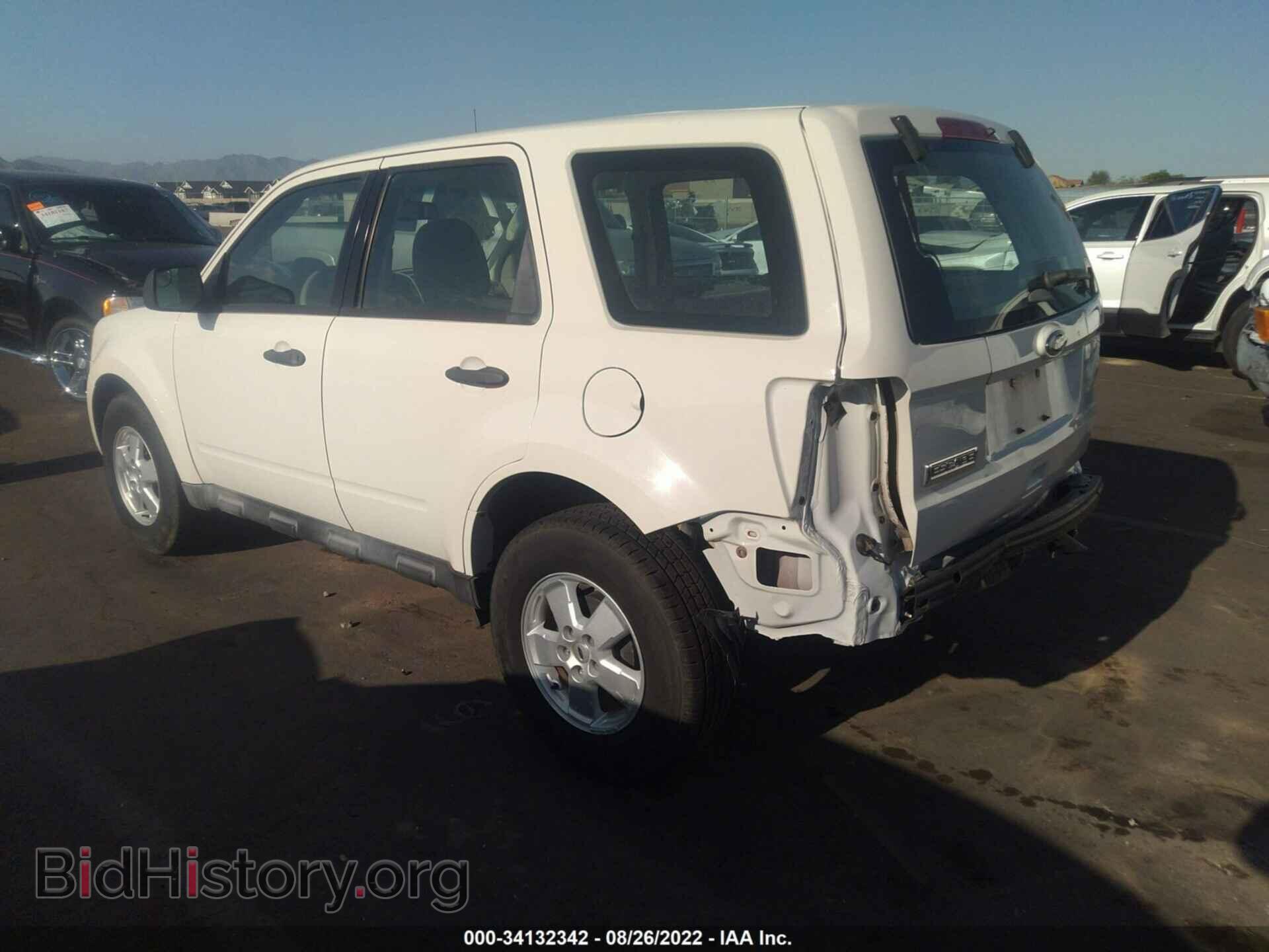2012 FORD ESCAPE - VIN: 1FMCU0C74CKC82500 - Фото 3