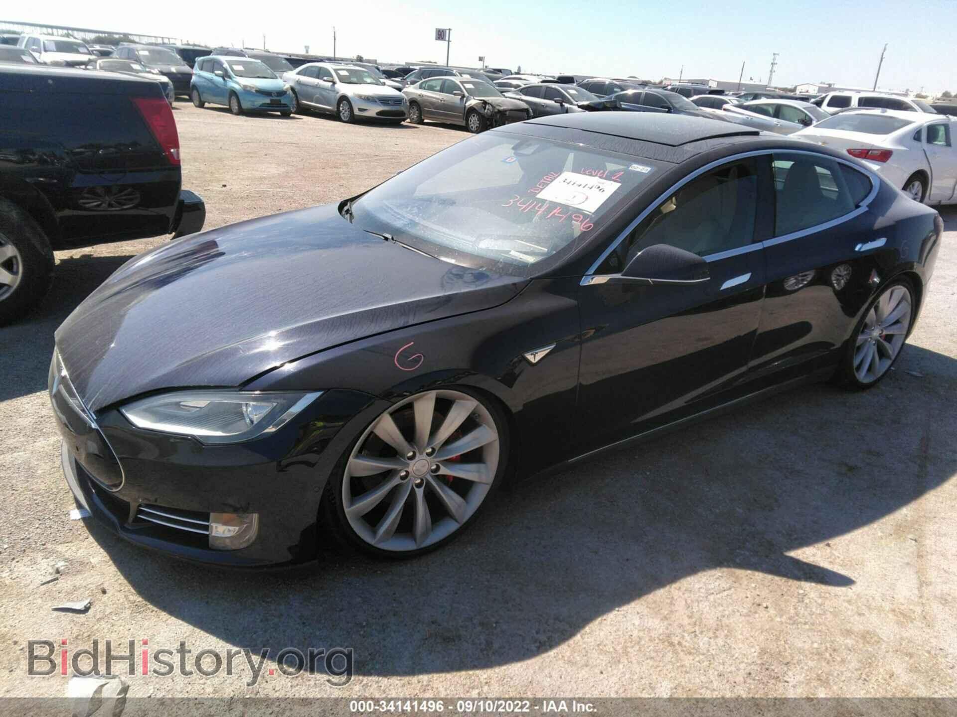 2014 TESLA MODEL S - VIN: 5YJSA1H2XEFP64982 - Фото 2