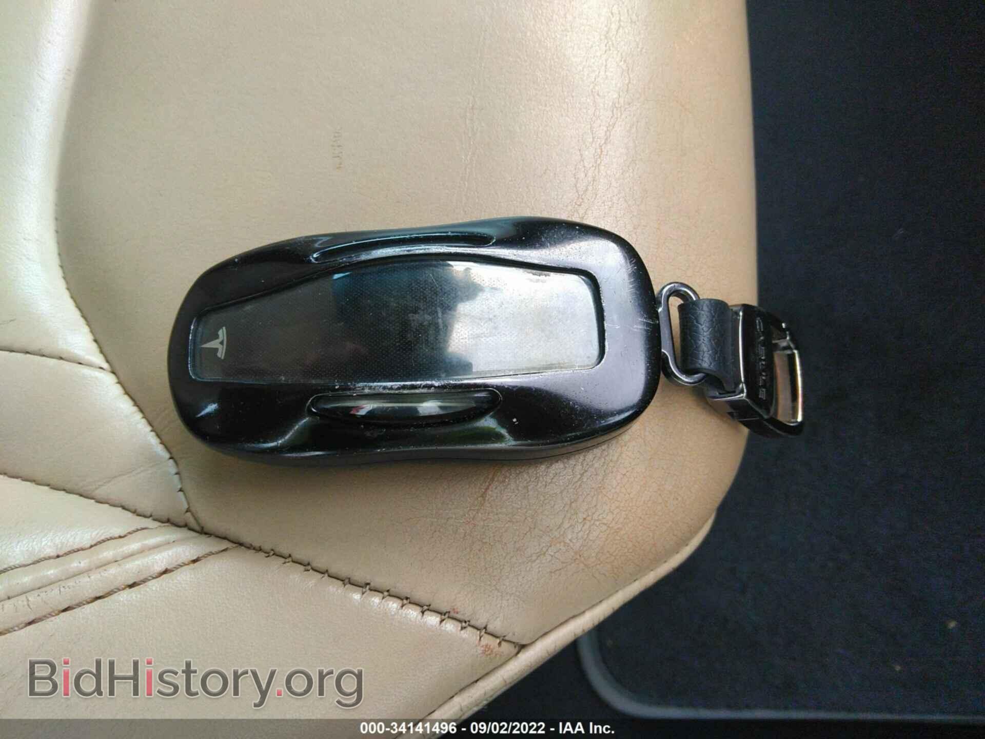 2014 TESLA MODEL S - VIN: 5YJSA1H2XEFP64982 - Фото 11