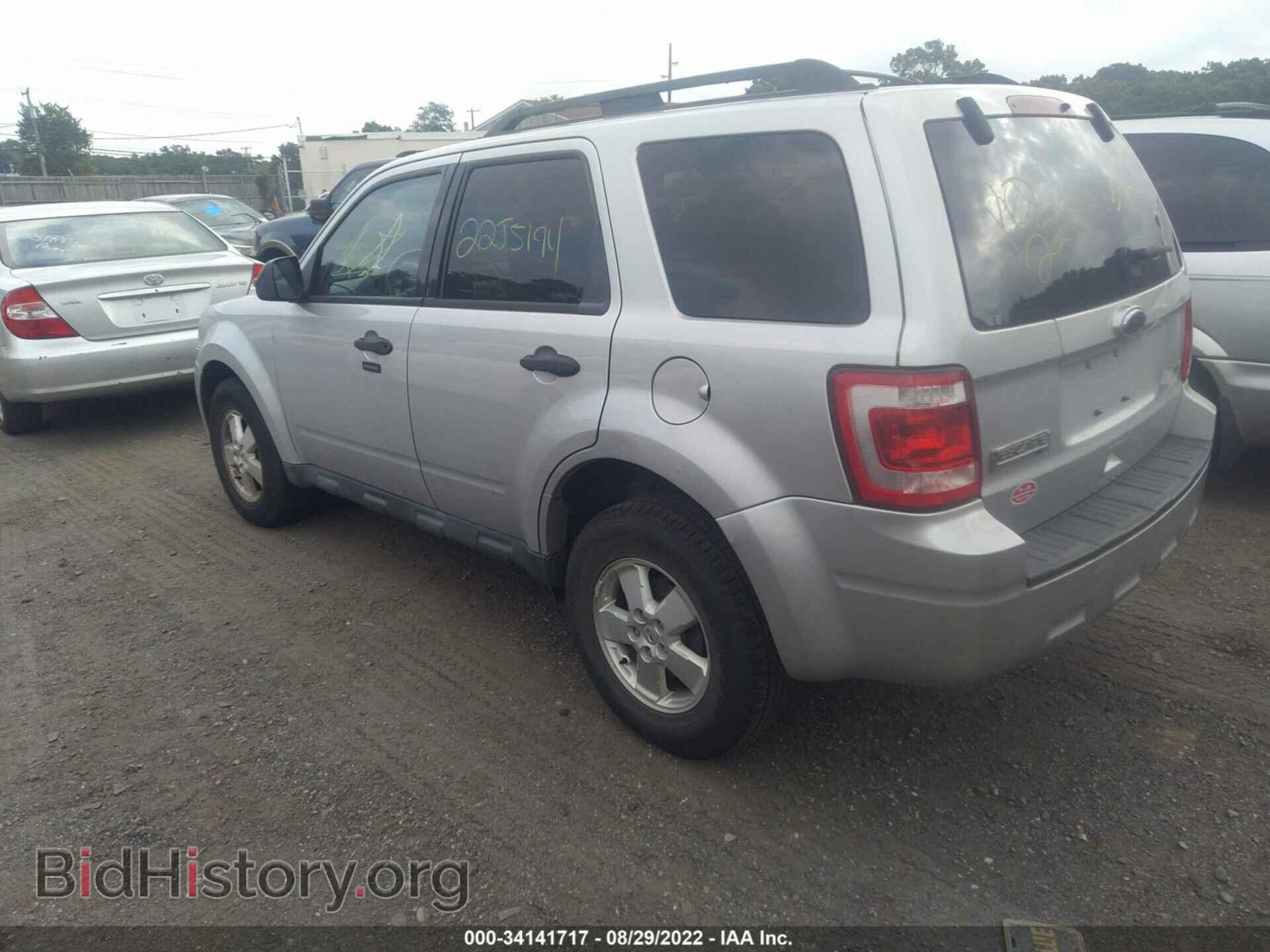 2010 FORD ESCAPE - VIN: 1FMCU9DG9AKD41668 - Фото 3