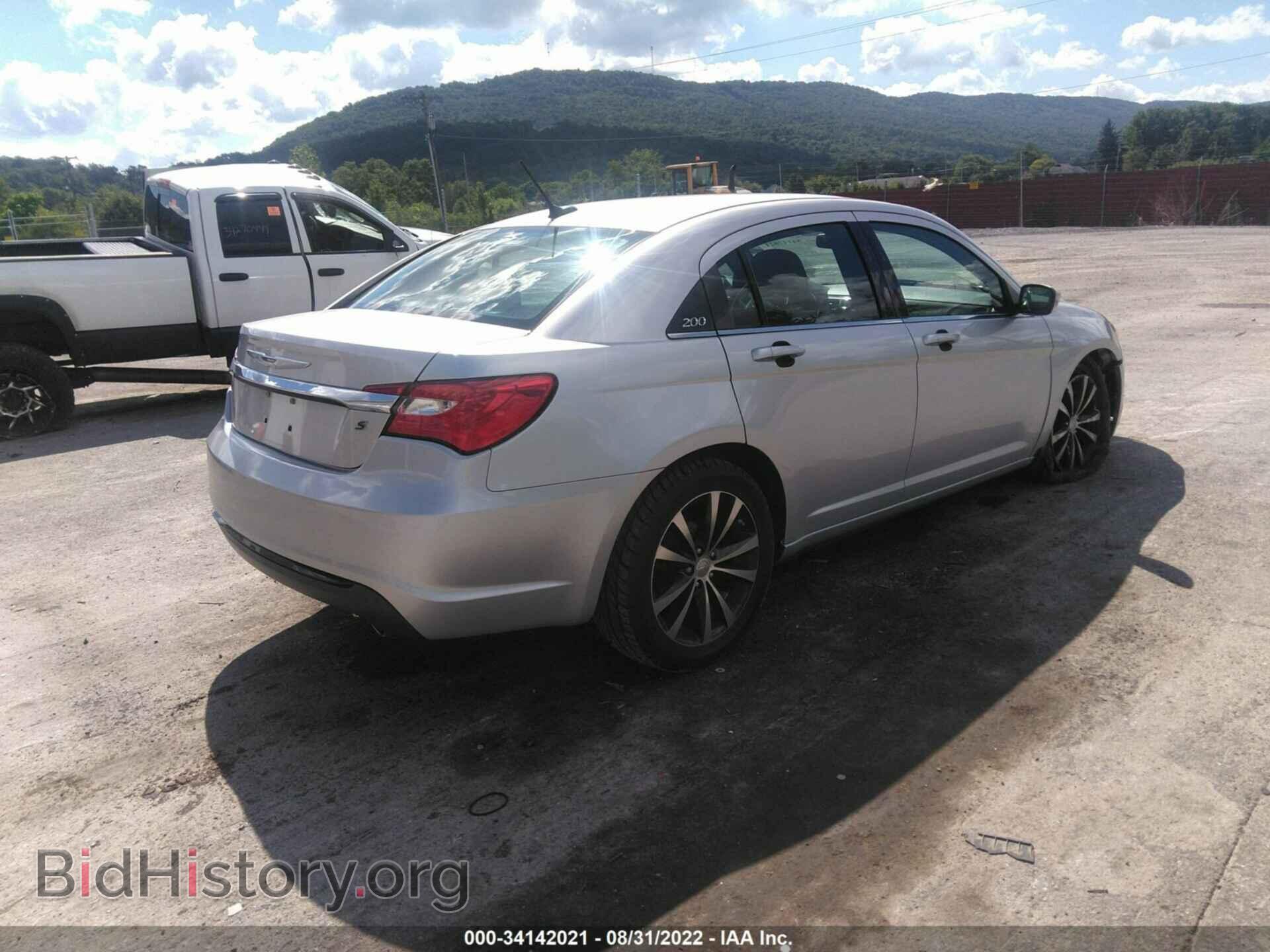 2012 CHRYSLER 200 - VIN: 1C3CCBBG1CN268156 - Photo 4
