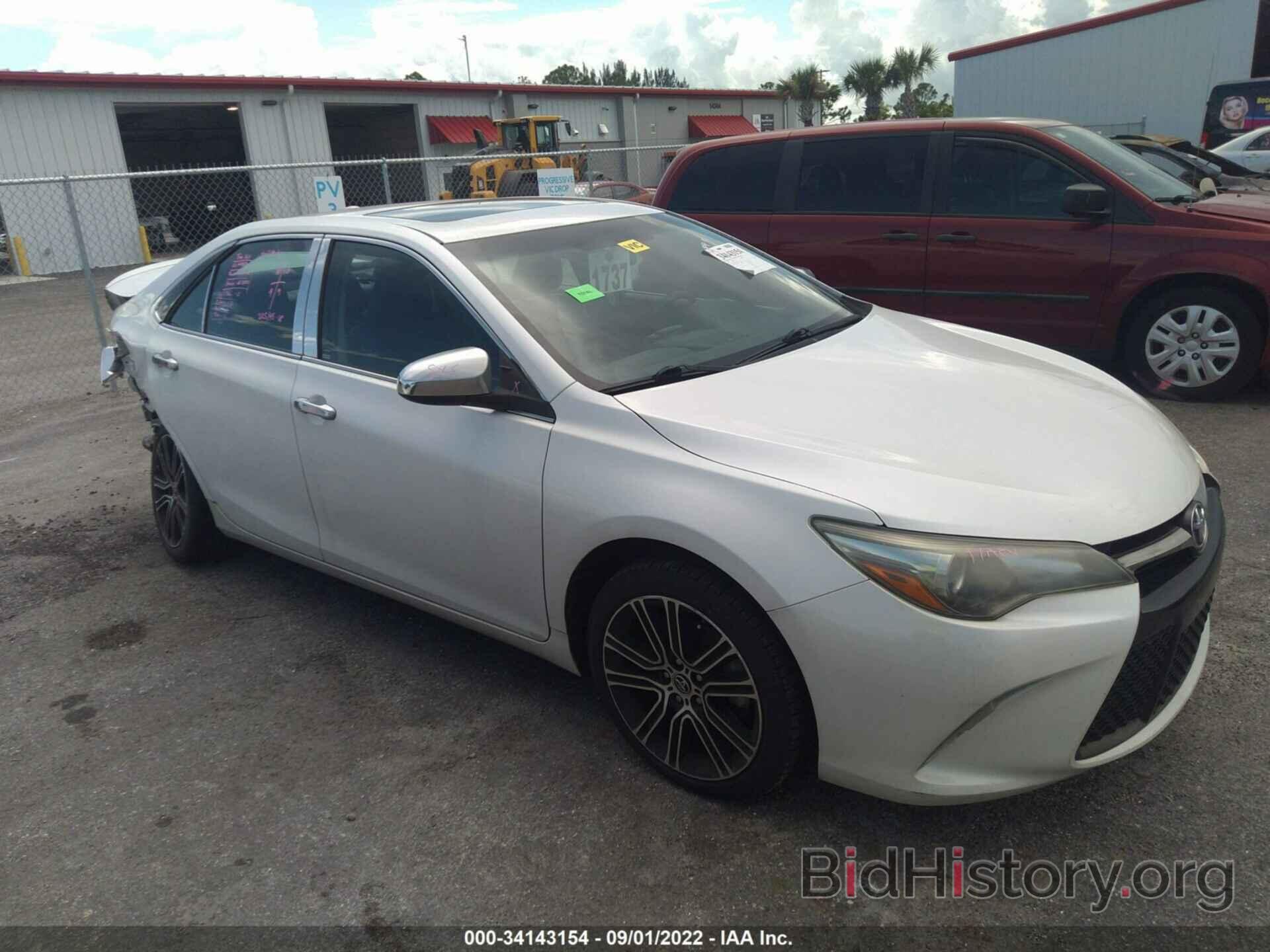 Photo 4T1BF1FK3GU179641 - TOYOTA CAMRY 2016