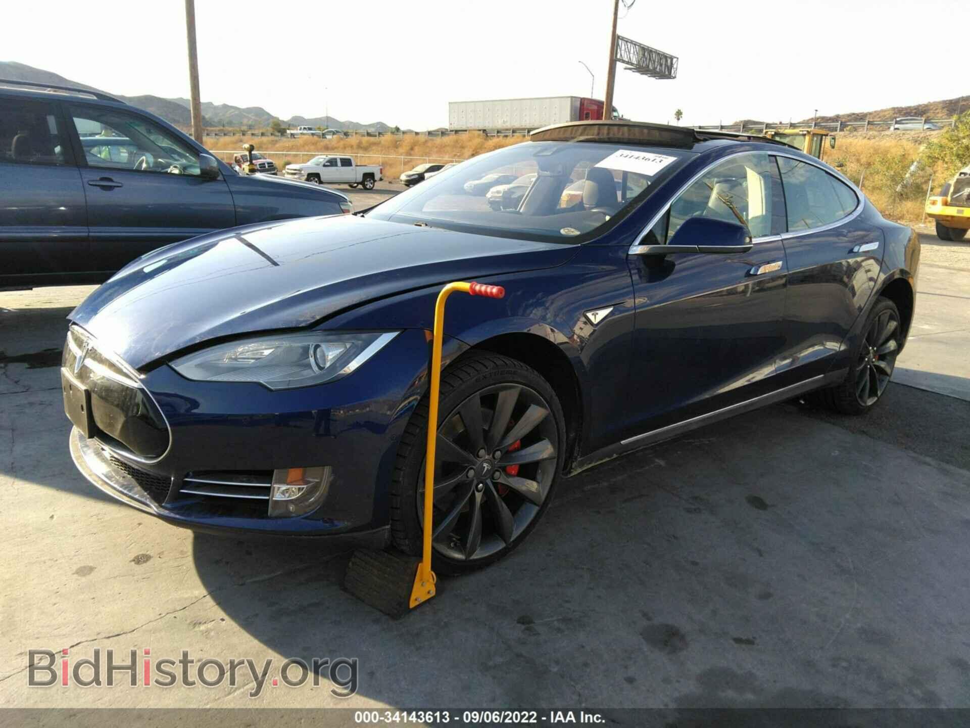 2015 TESLA MODEL S - VIN: 5YJSA1H41FF082527 - Фото 2