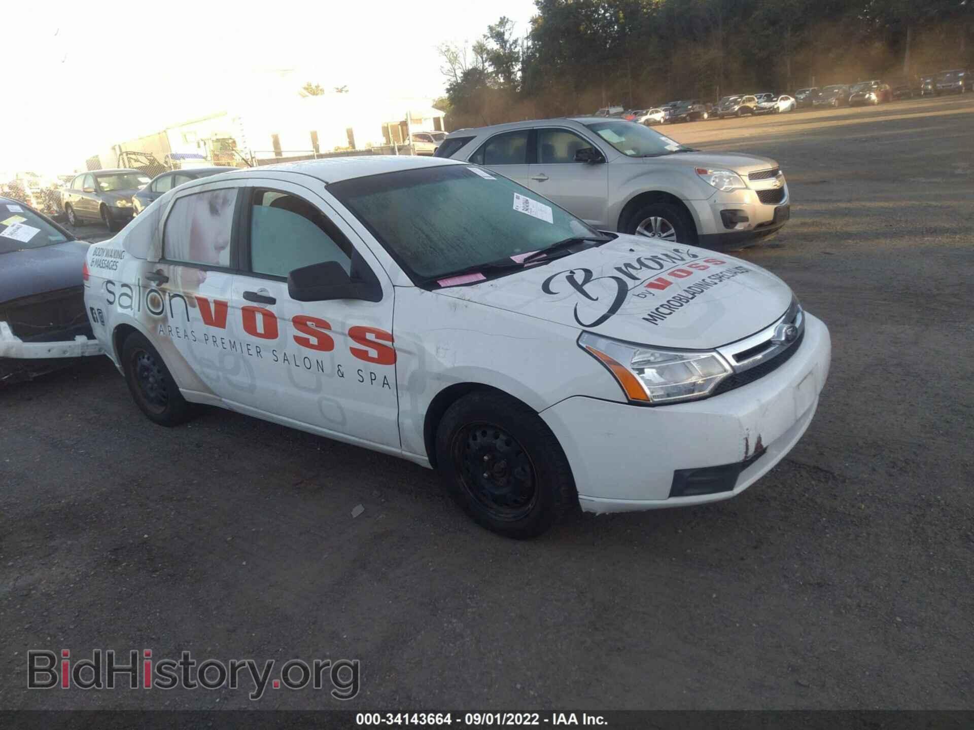 Photo 1FAHP3EN8AW122095 - FORD FOCUS 2010