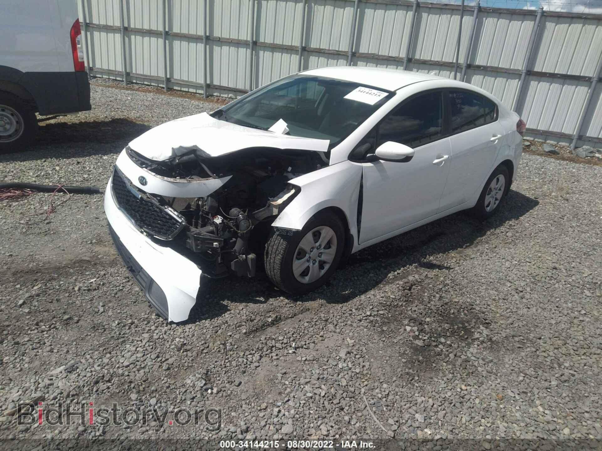 2017 KIA FORTE - VIN: 3KPFK4A77HE047455 - Фото 2