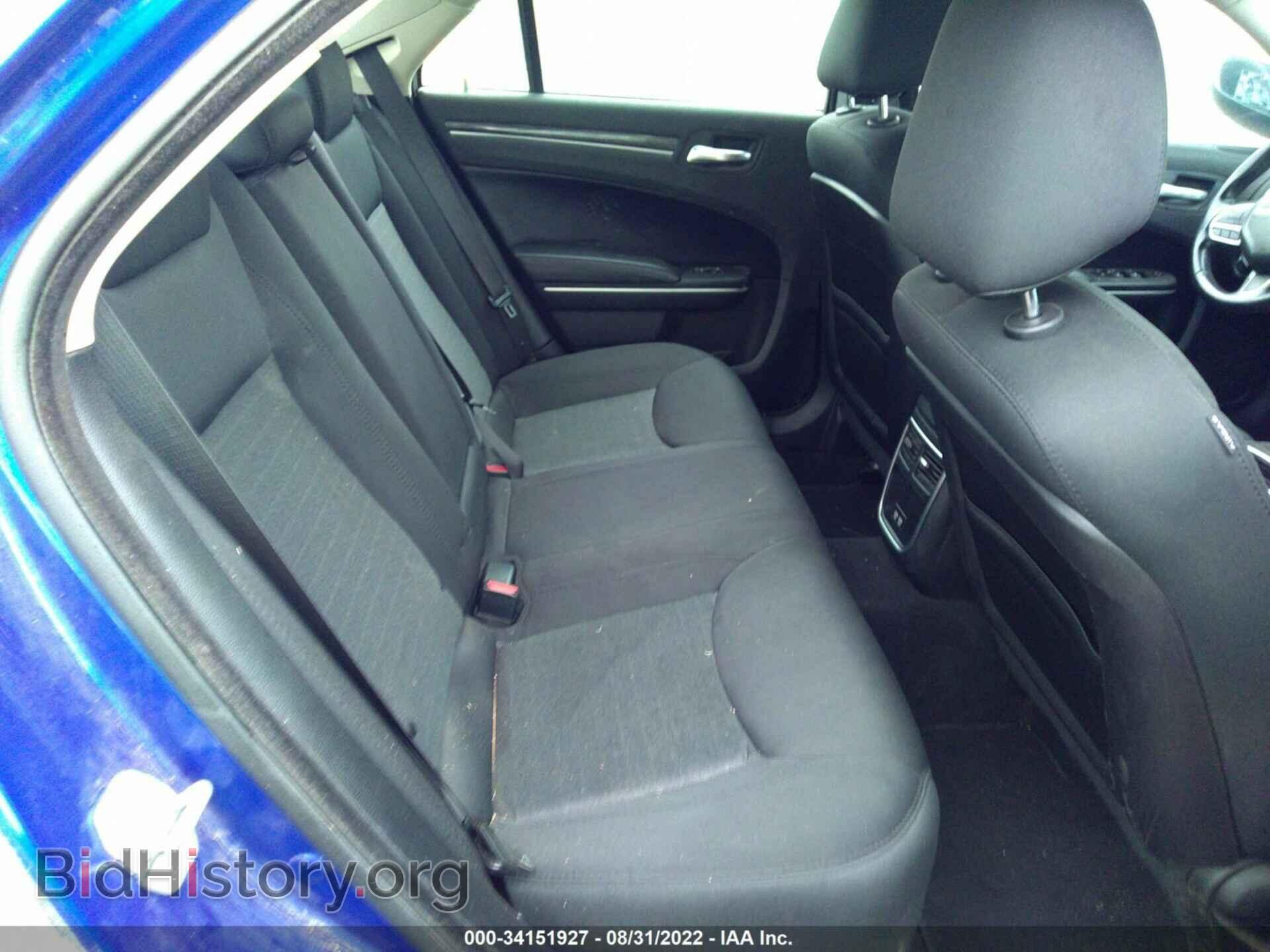 2019 CHRYSLER 300 - VIN: 2C3CCAAG0KH614362 - Фото 8