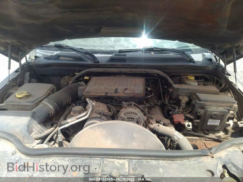 2006 Jeep COMMANDER (VIN 1J8HG48N26C144252) — photo 6 of 11