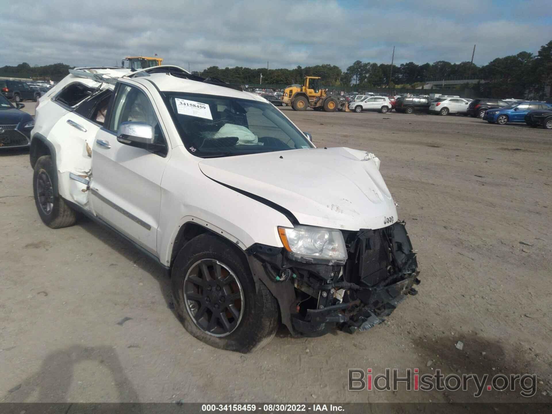 Photo 1J4RR5GG1BC612913 - JEEP GRAND CHEROKEE 2011