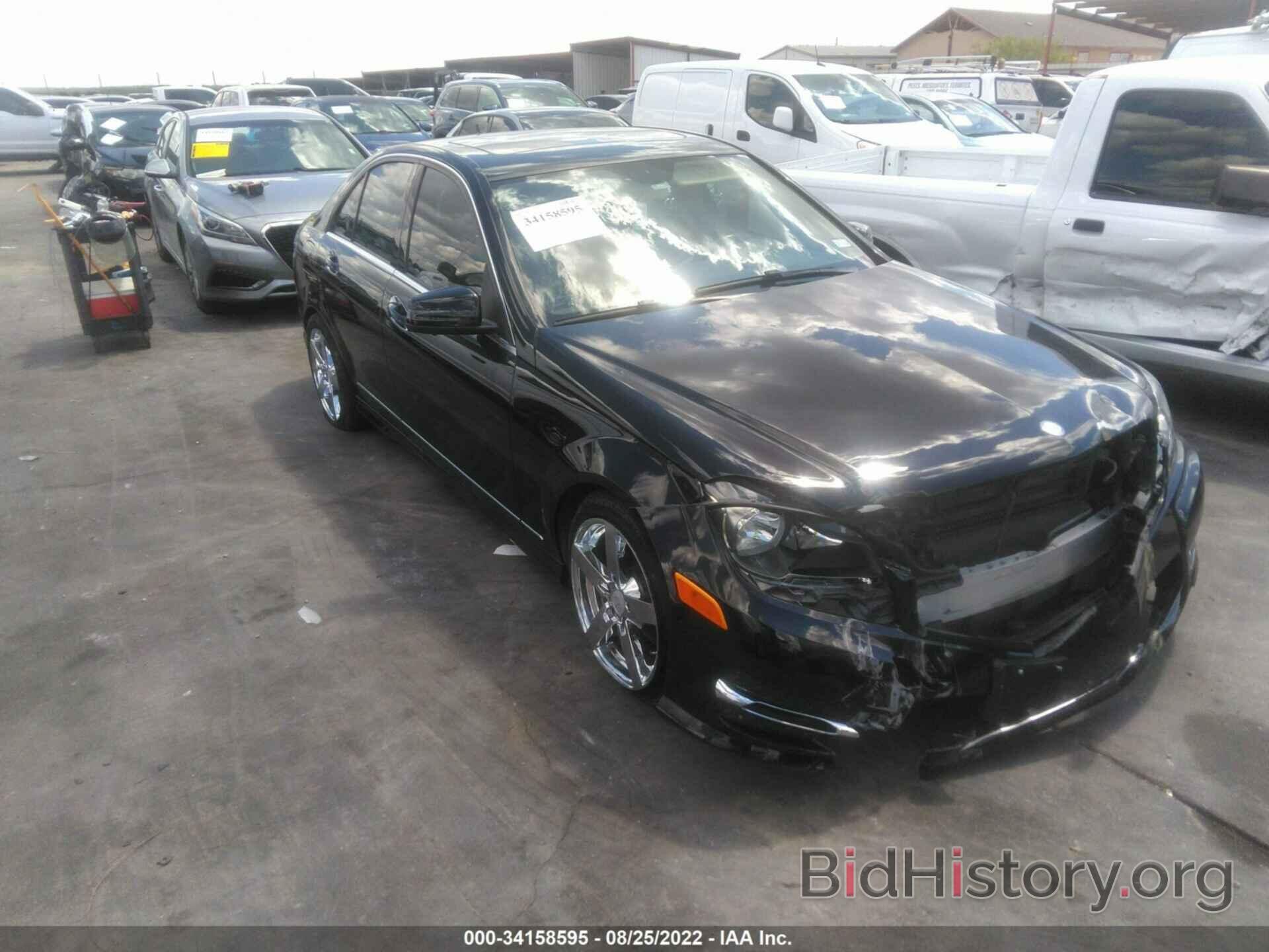 Photo WDDGF4HB2ER315191 - MERCEDES-BENZ C-CLASS 2014