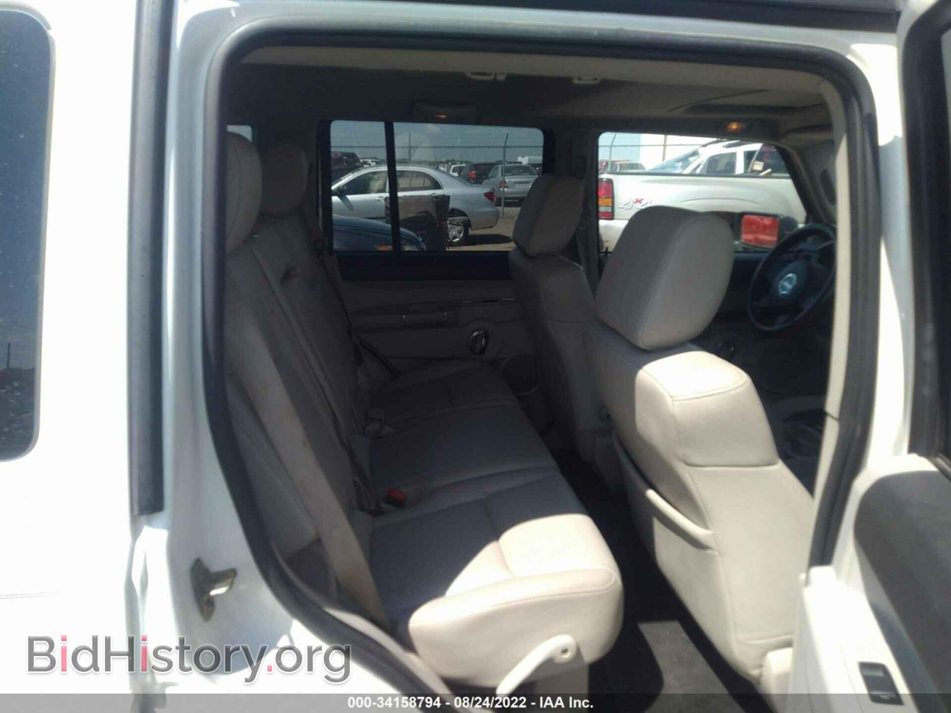 2007 JEEP COMMANDER - VIN: 1J8HH58207C550735 - Фото 8