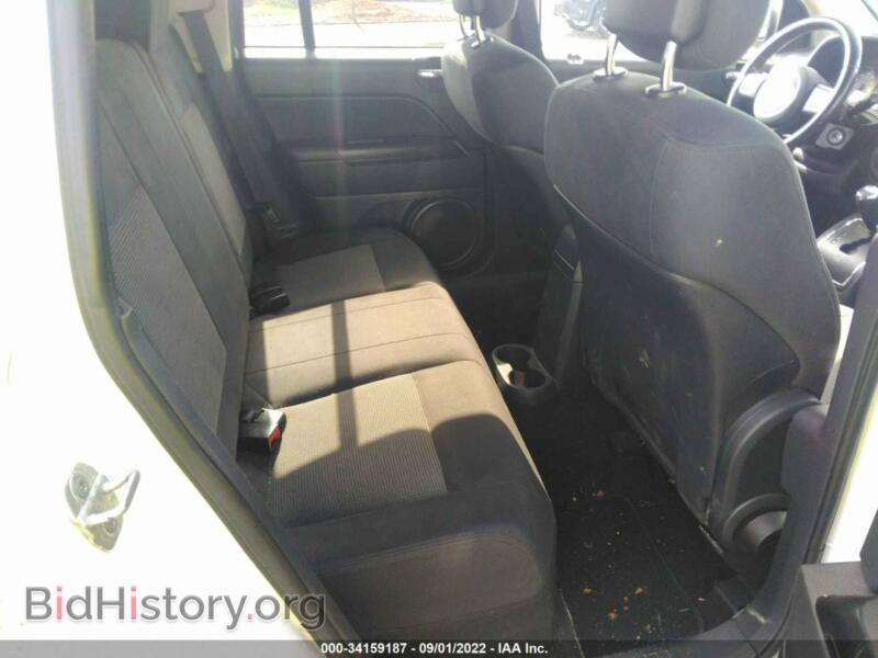 2012 Jeep COMPASS (VIN 1C4NJCEB3CD523928) — фото 8 из 11
