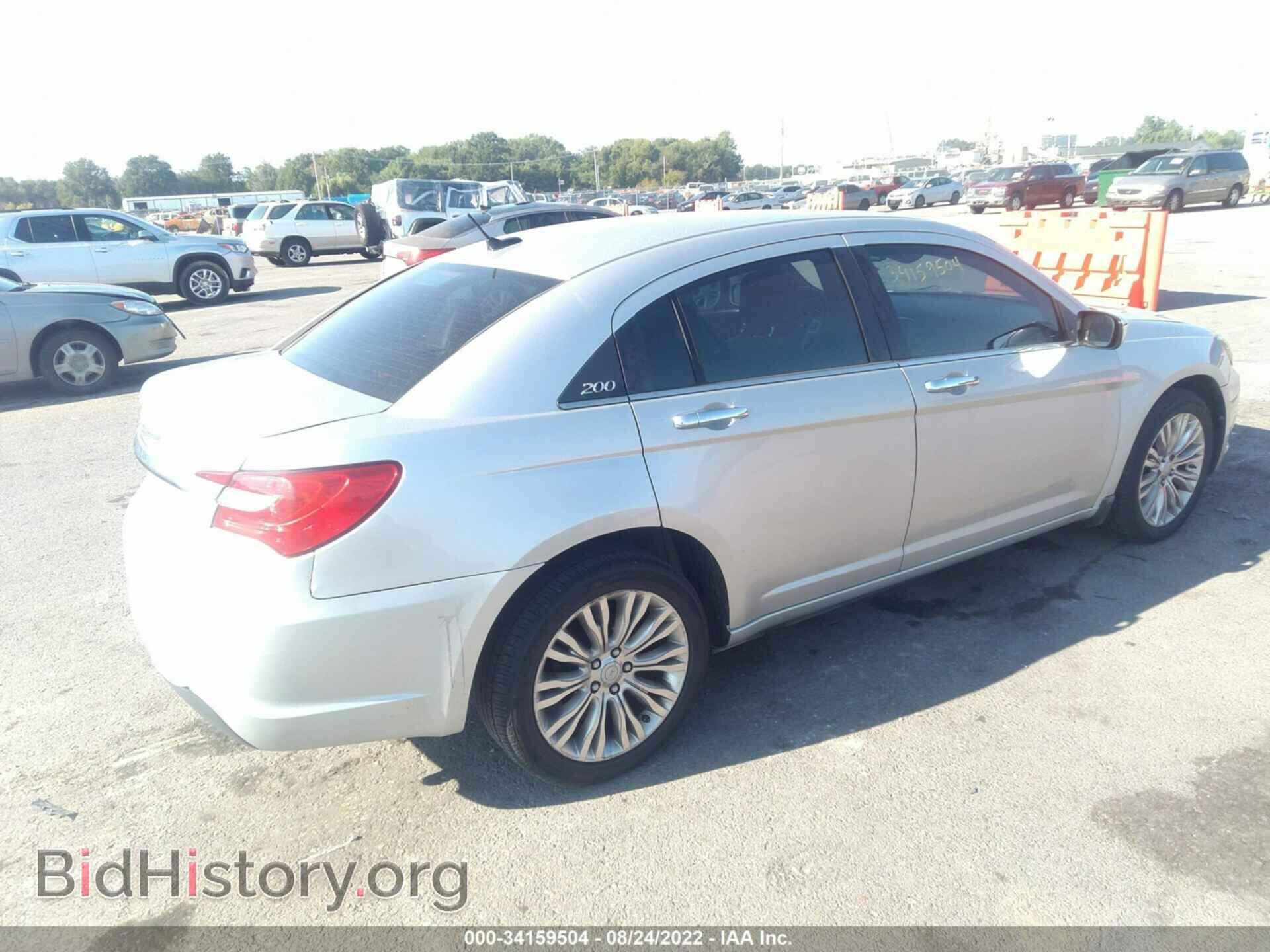 2012 CHRYSLER 200 - VIN: 1C3CCBCB0CN197177 - Фото 4