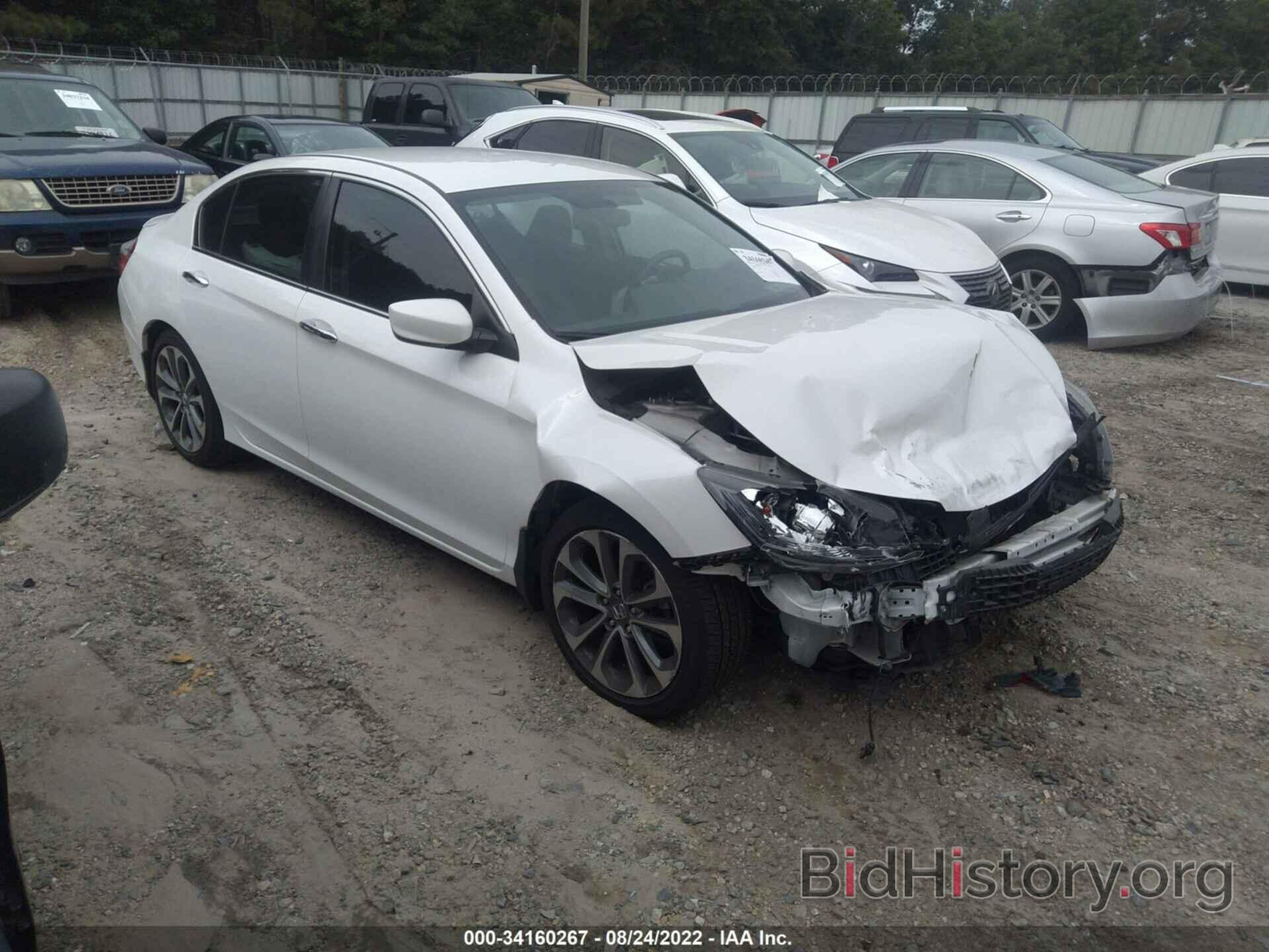 Photo 1HGCR2F55FA132502 - HONDA ACCORD SEDAN 2015