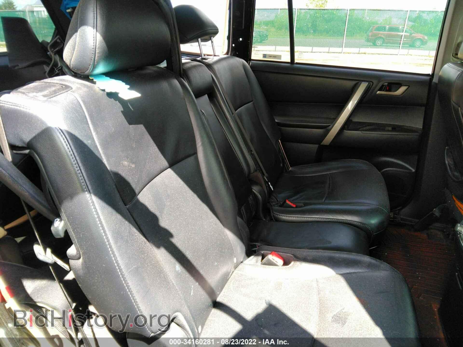 2011 TOYOTA HIGHLANDER - VIN: 5TDBK3EH8BS058523 - Фото 8