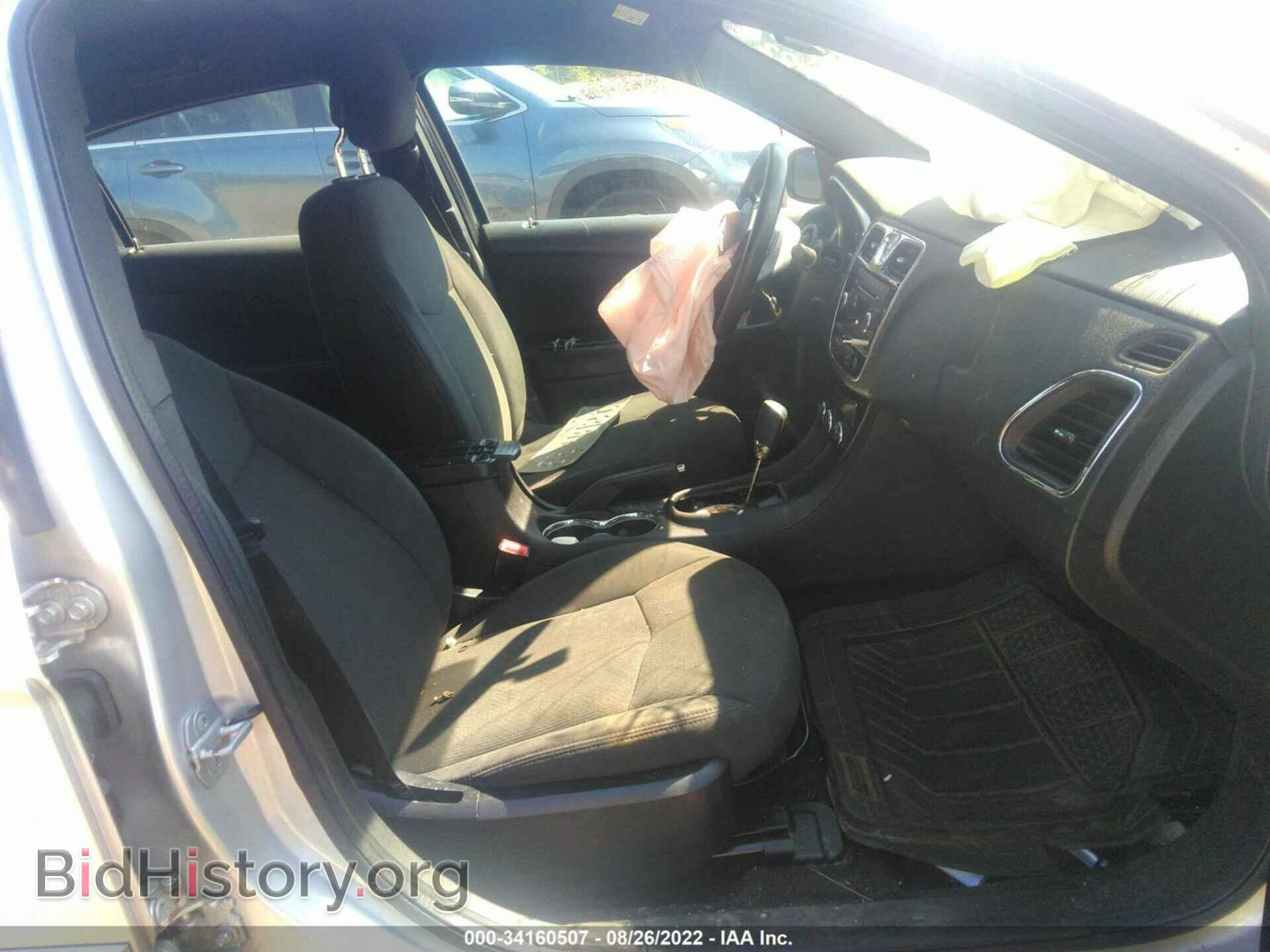 2011 CHRYSLER 200 - VIN: 1C3BC4FB1BN557977 - Фото 5