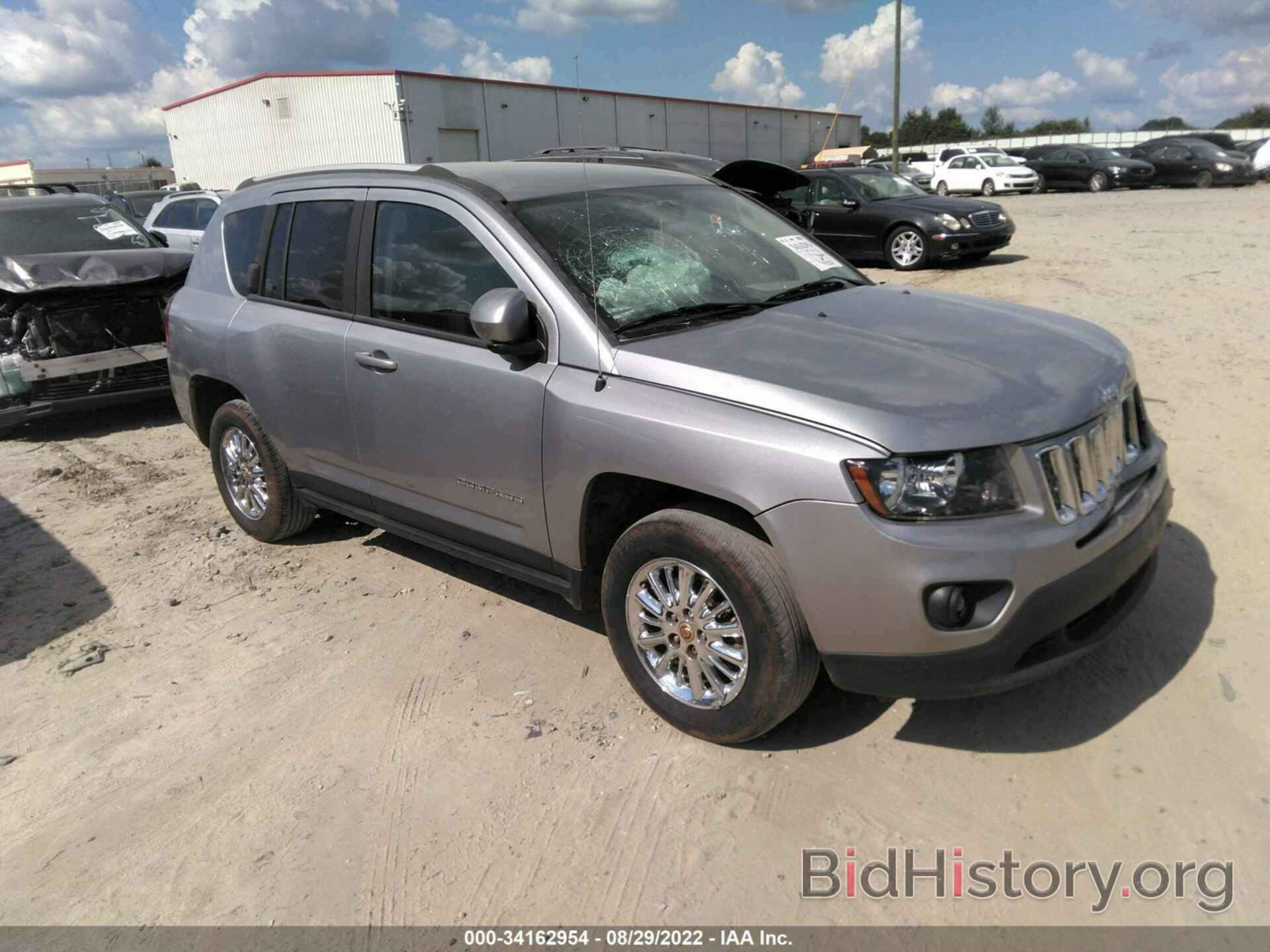 Photo 1C4NJCEB6HD103779 - JEEP COMPASS 2017