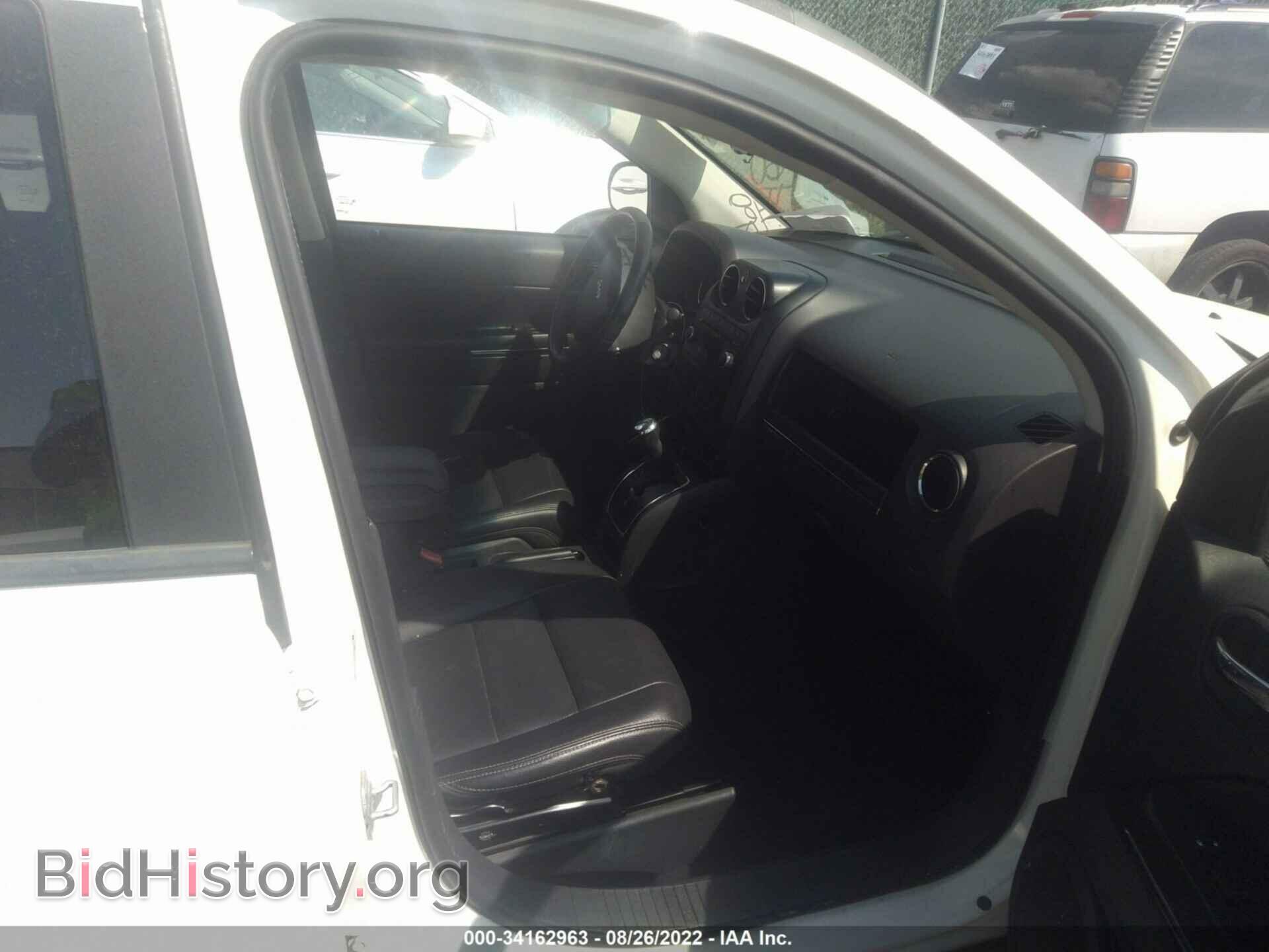 2009 JEEP COMPASS - VIN: 1J4FT57B19D113736 - Фото 5