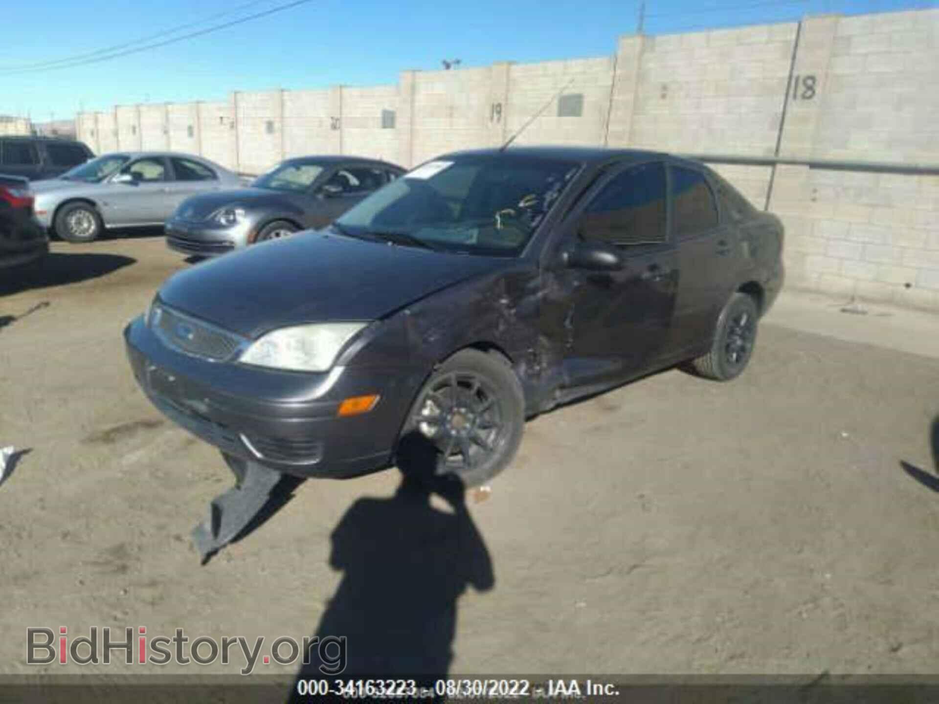 2007 FORD FOCUS - VIN: 1FAFP34N37W204883 - Фото 2