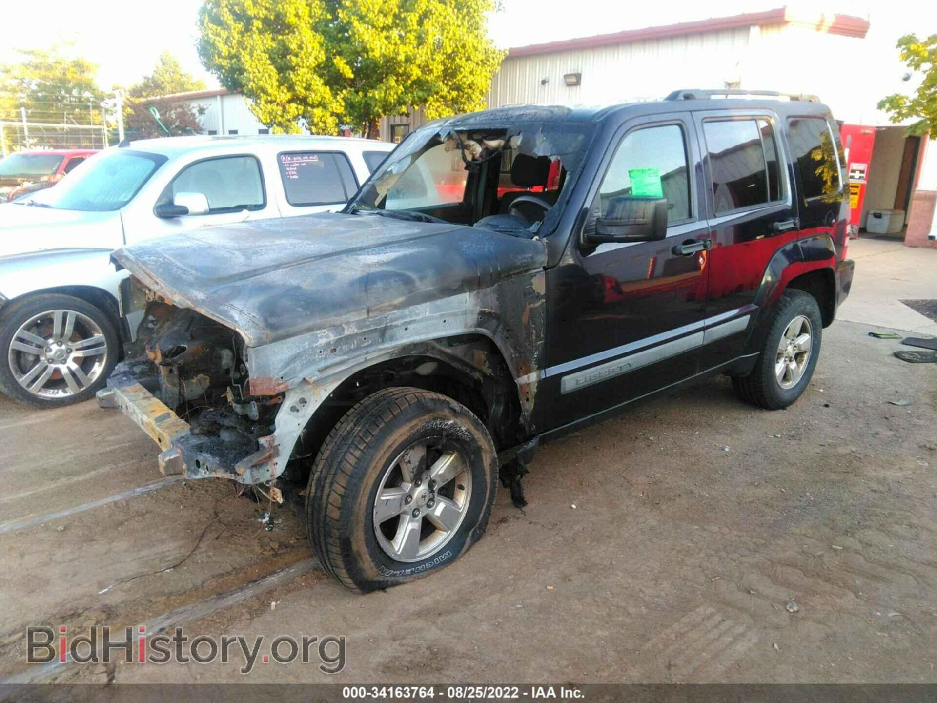 2011 JEEP LIBERTY - VIN: 1J4PN2GK2BW532962 - Фото 2