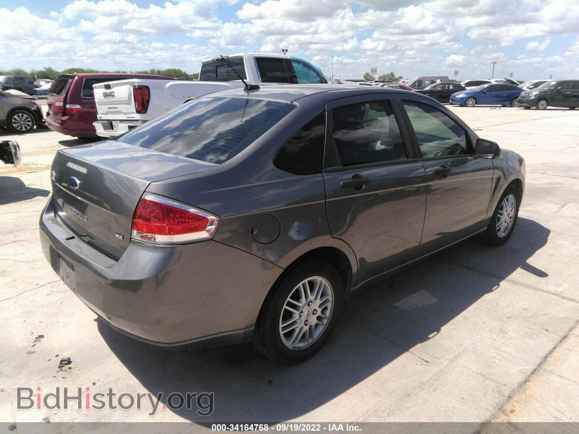 2011 FORD FOCUS - VIN: 1FAHP3FN2BW147672 - Фото 4