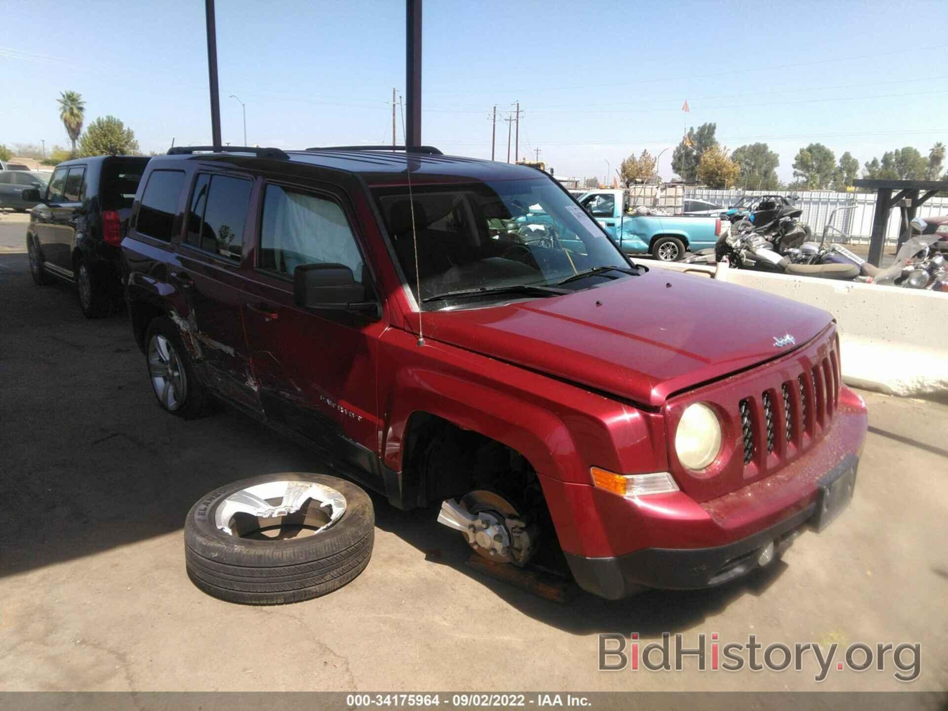 Photo 1C4NJPFB1FD186363 - JEEP PATRIOT 2015