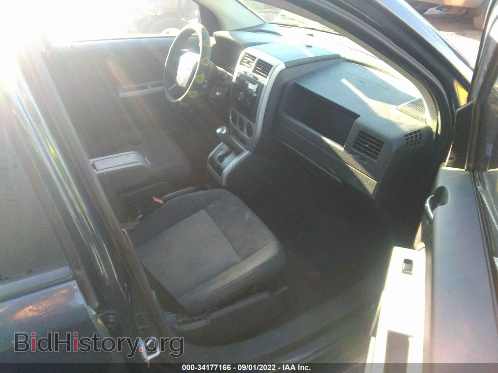 2008 JEEP COMPASS - VIN: 1J8FT47W18D669829 - Фото 5