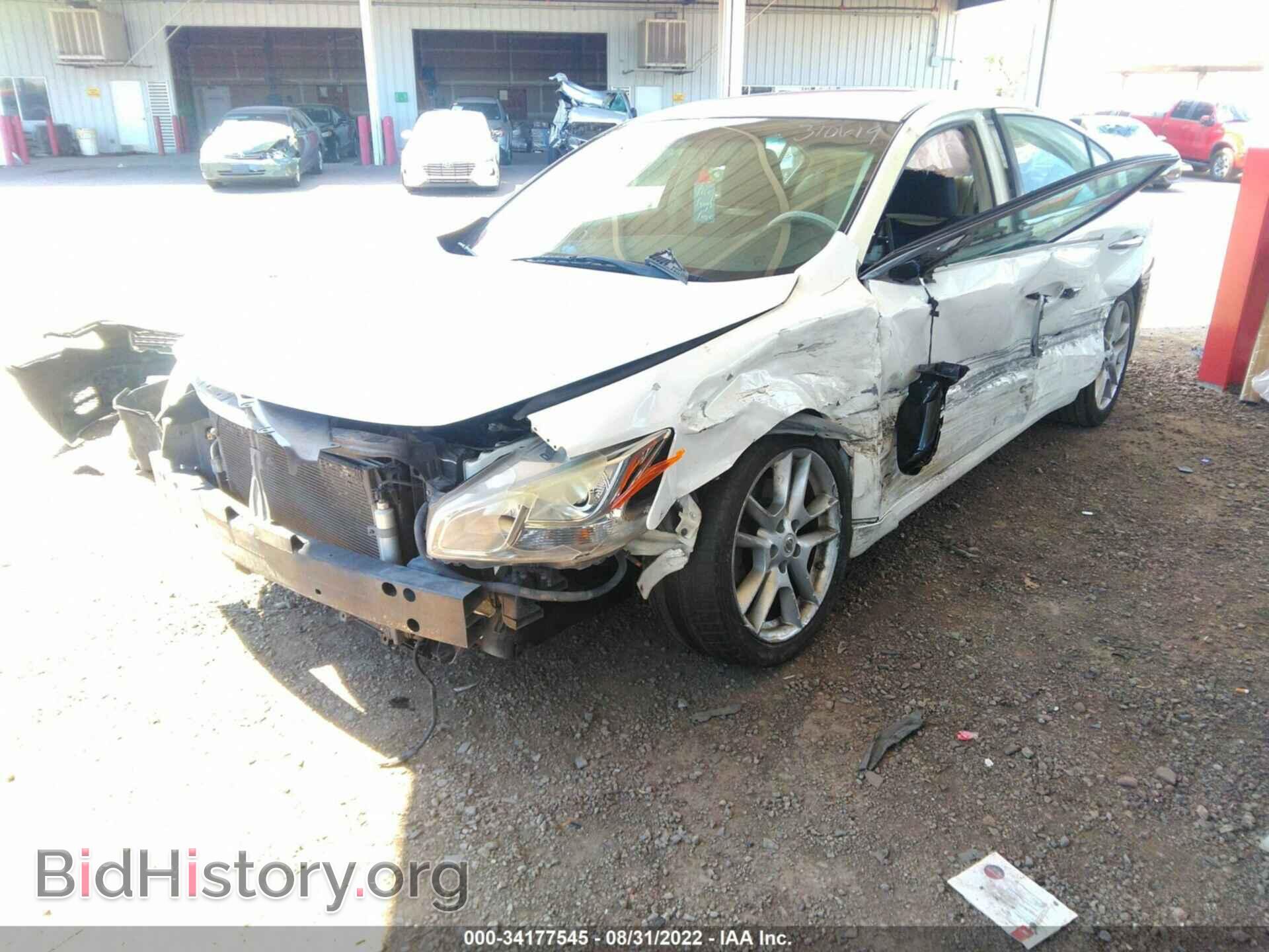2011 NISSAN MAXIMA - VIN: 1N4AA5AP3BC828223 - Фото 2